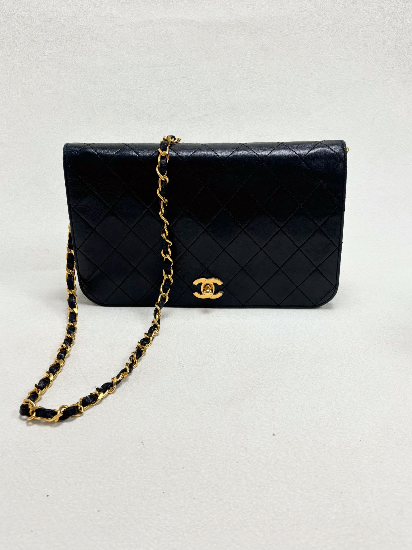 CHANEL Sac Classic Full Flap