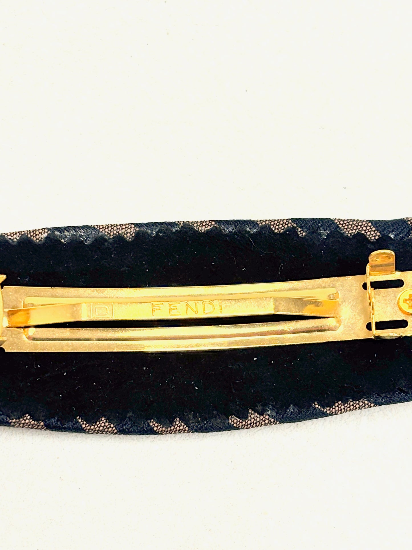 FENDI Barrette Zucca