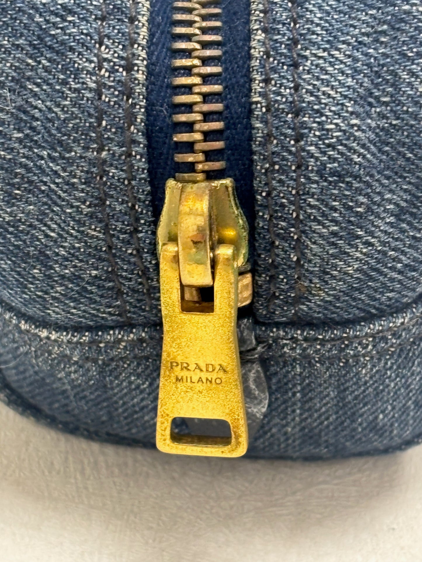 PRADA Trousse en Denim