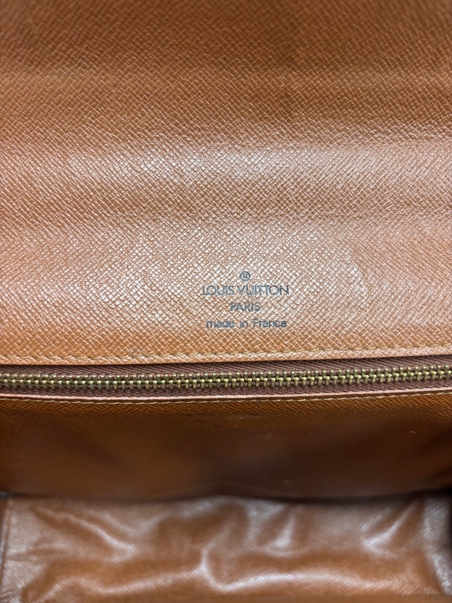 LOUIS VUITTON Sac Monceau 26