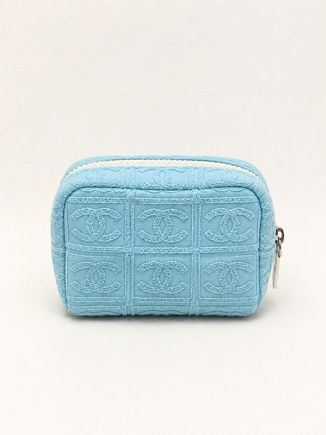 CHANEL Trousse Eponge