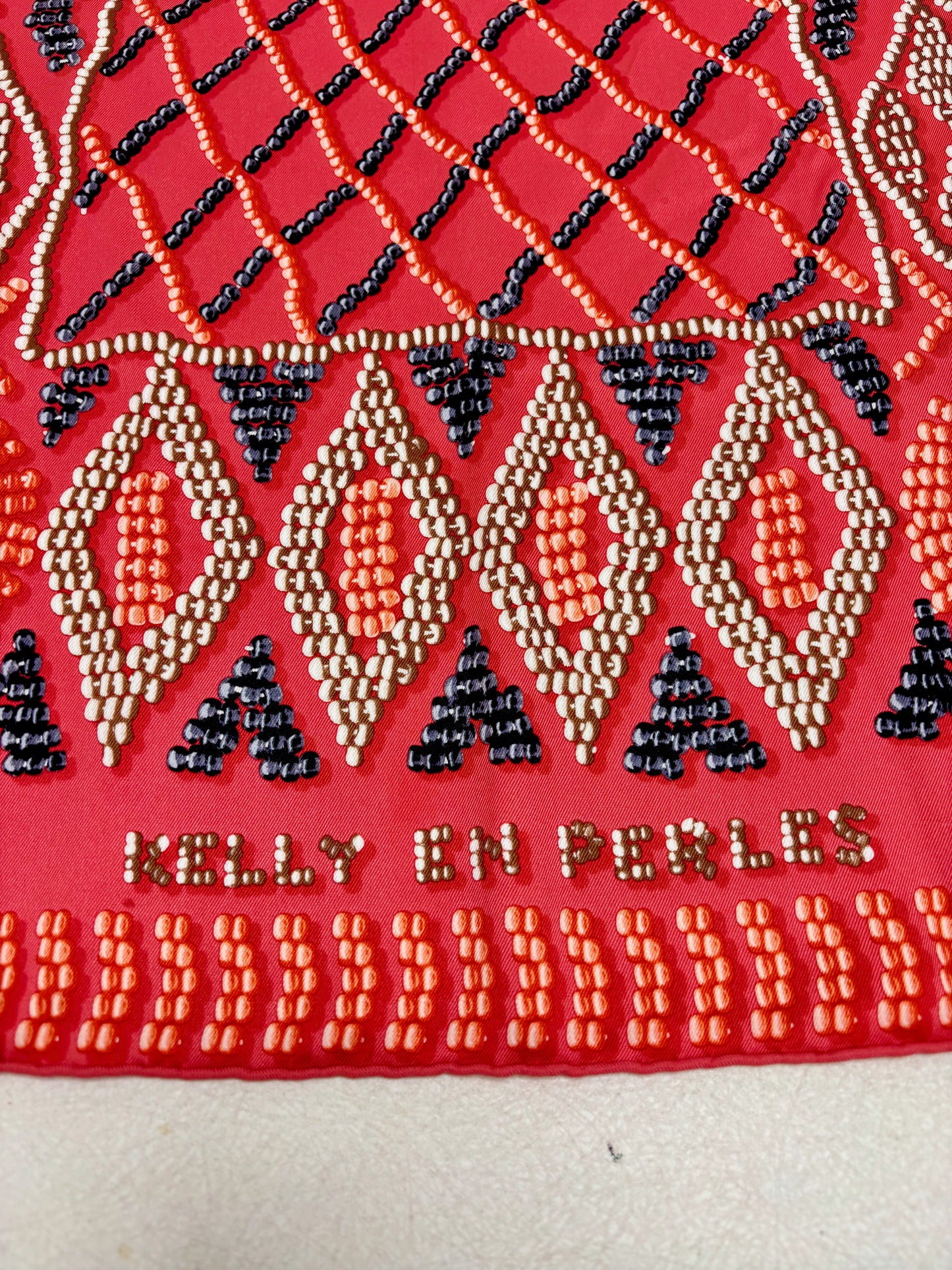 Sciarpa di seta HERMÈS