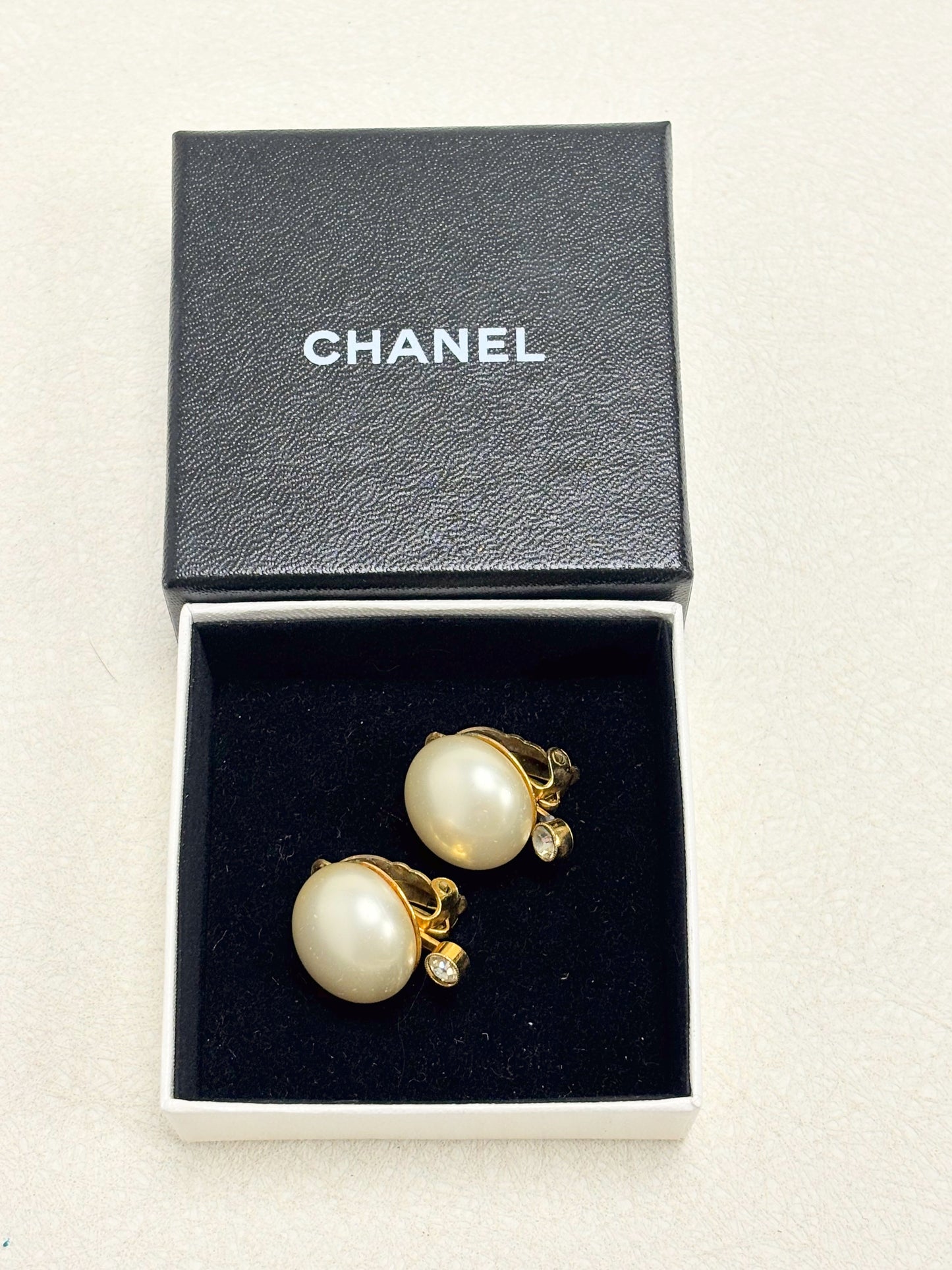 CHANEL Boucles d'oreilles