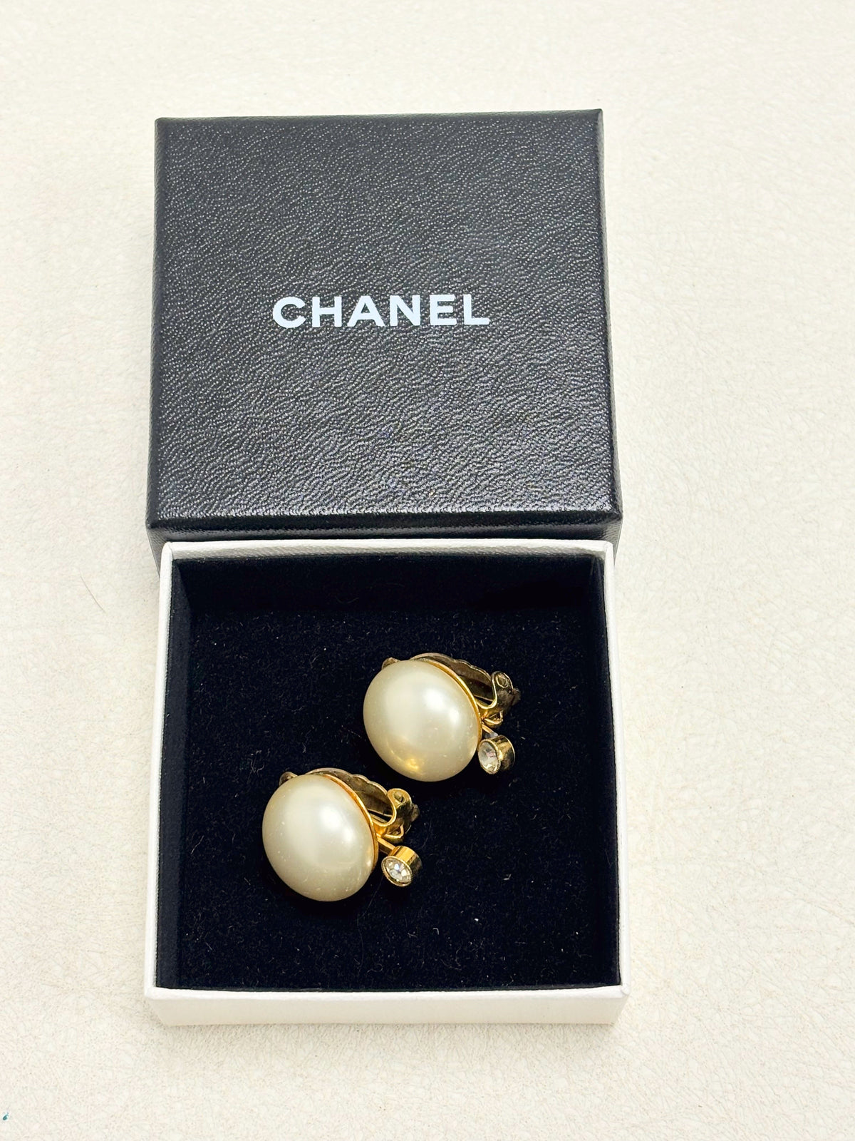 CHANEL Boucles d'oreilles