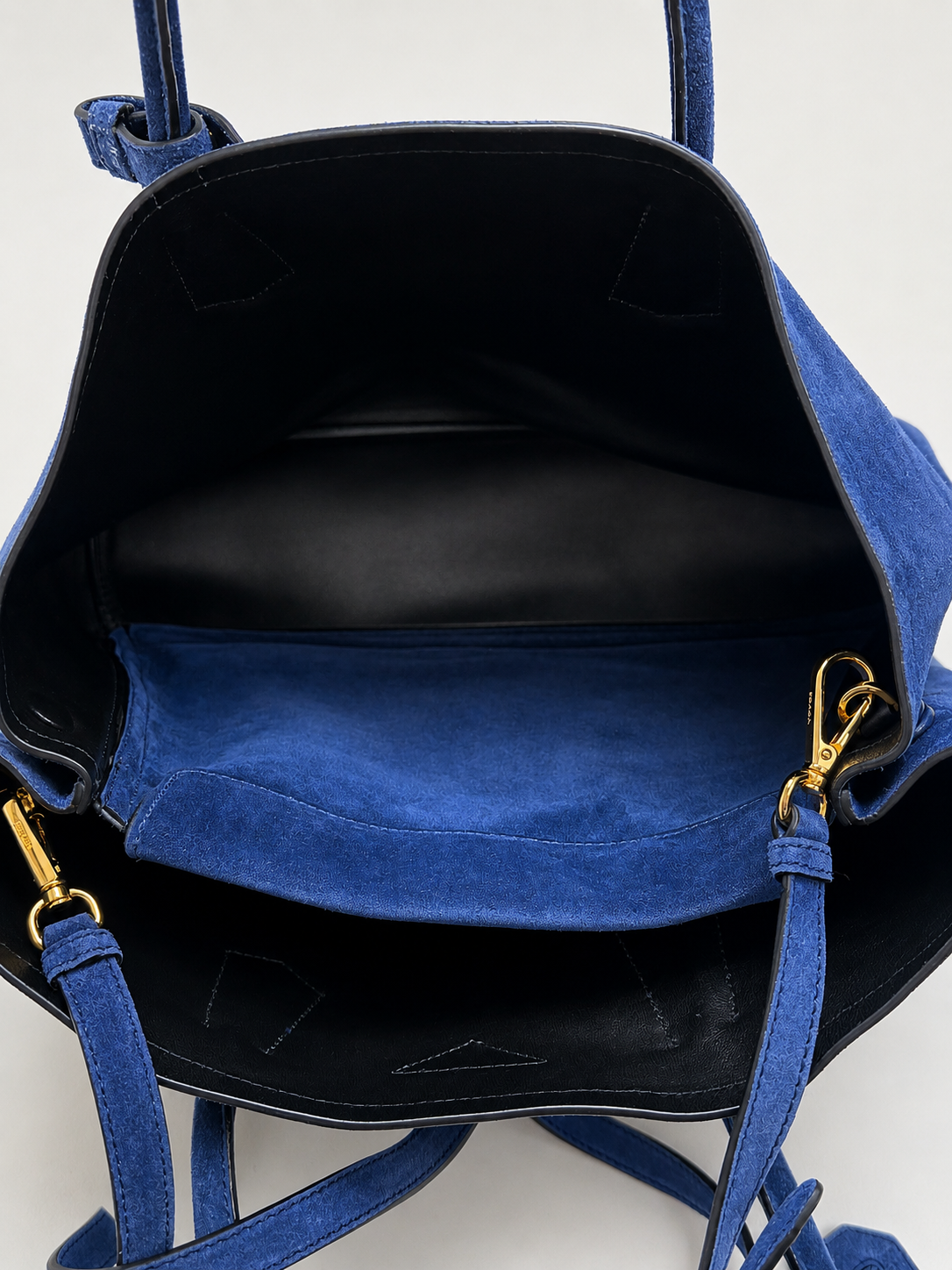 PRADA Sac Cabas Veau Velours