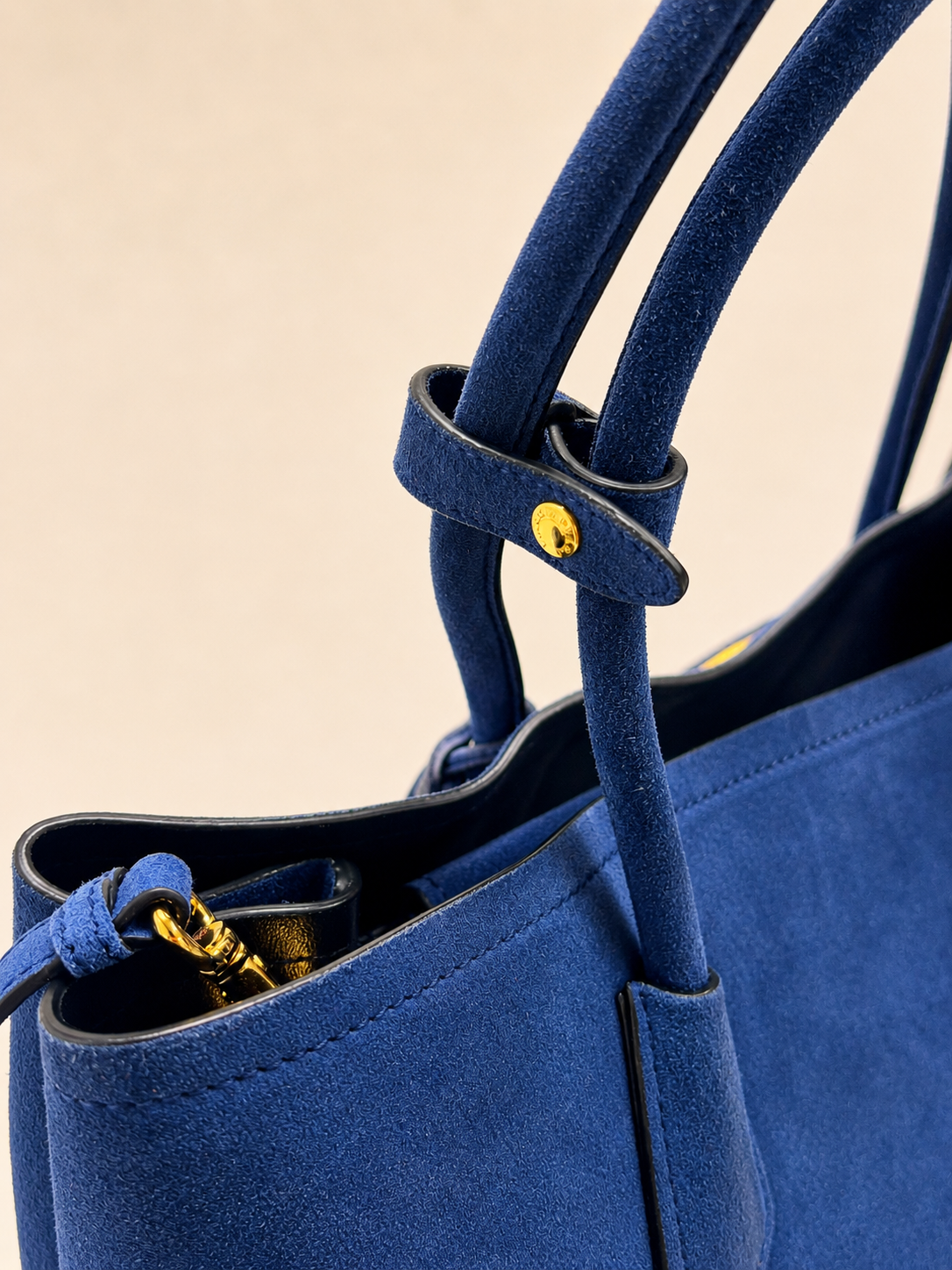PRADA Sac Cabas Veau Velours