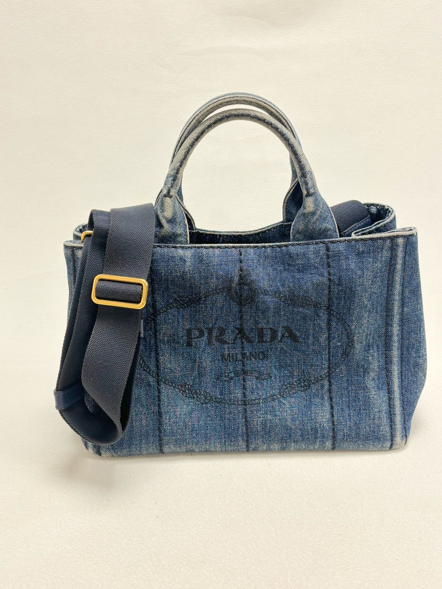 PRADA Sac cabas denim
