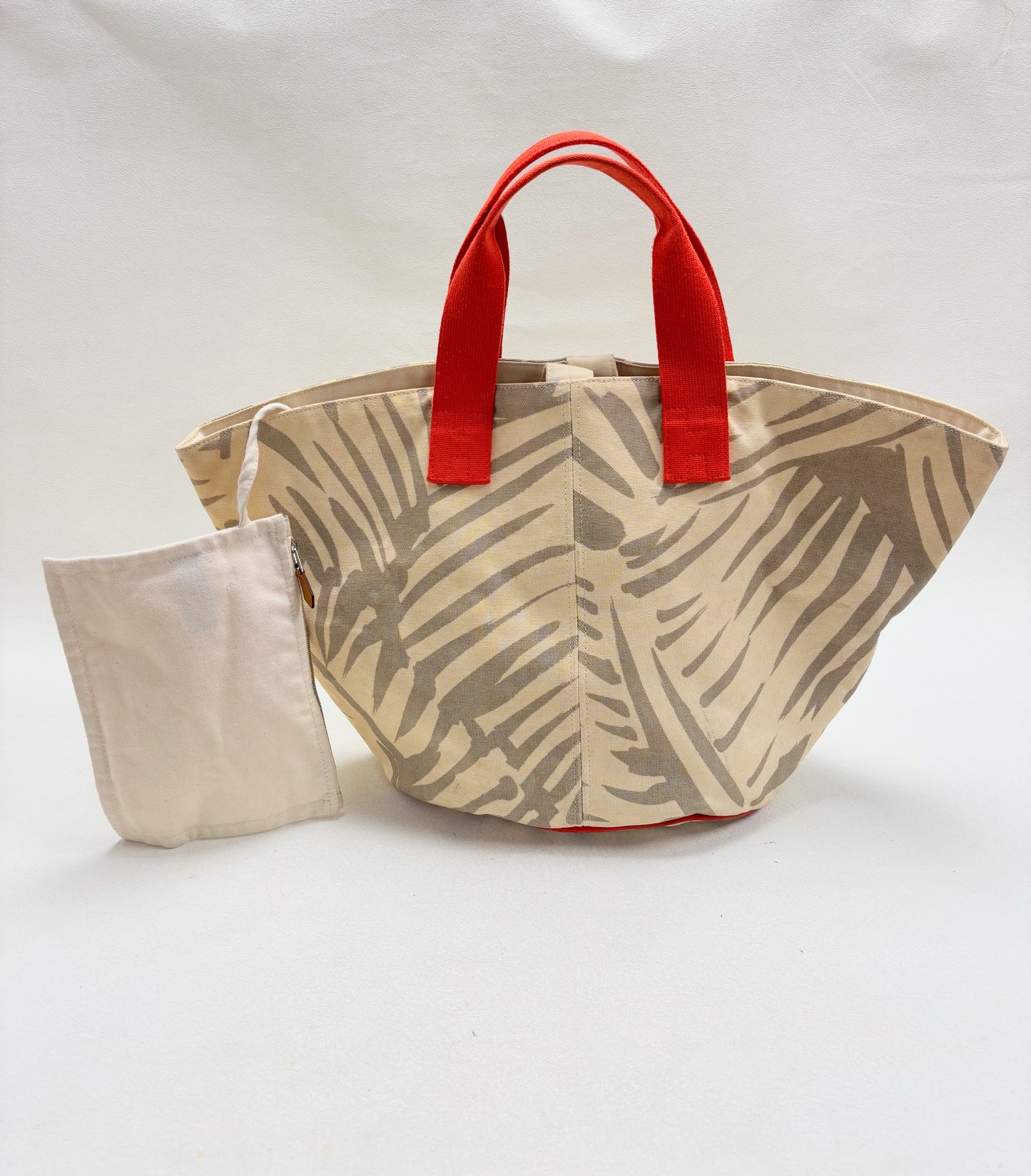 HERMES Beach Basket
