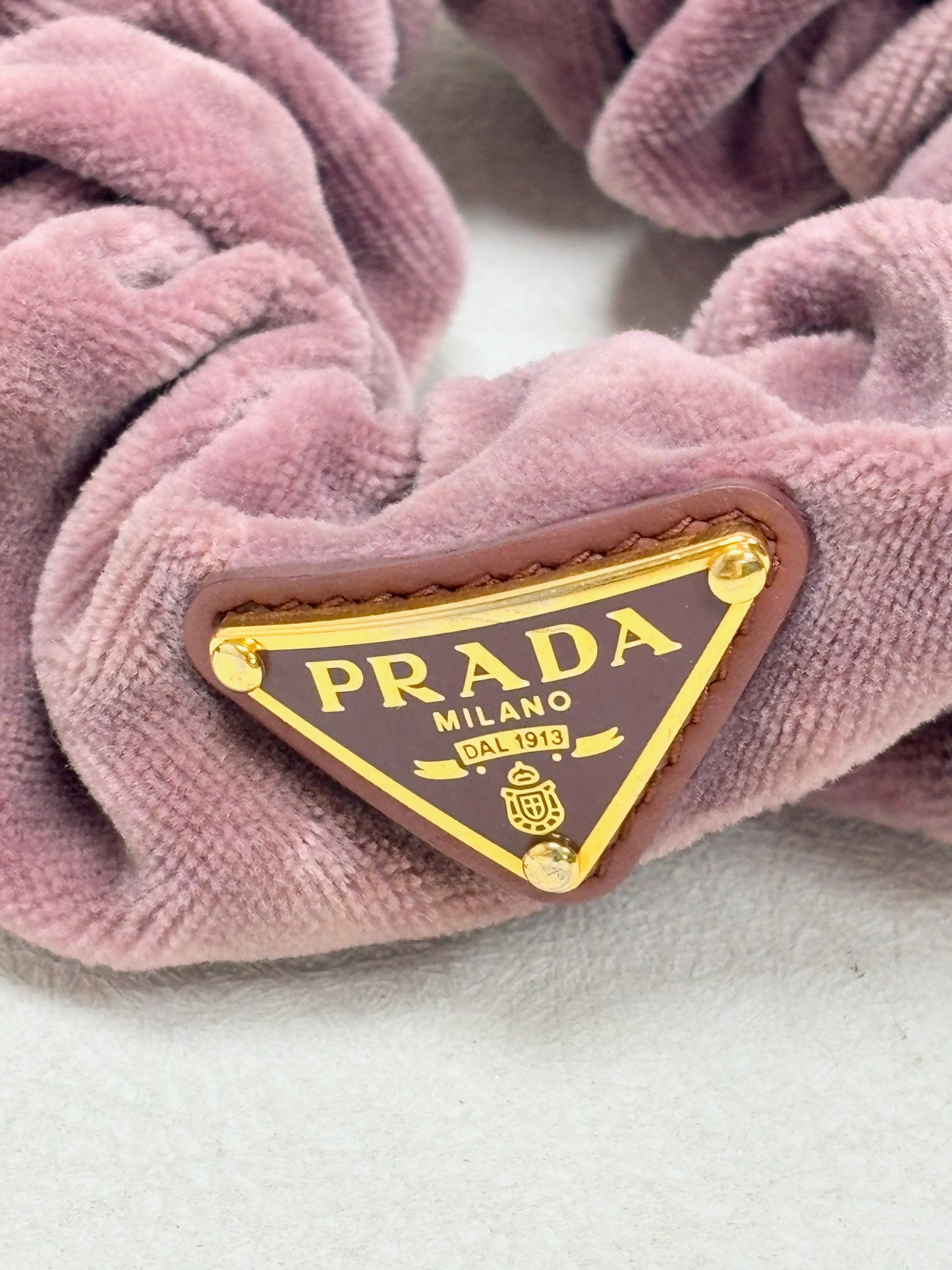 PRADA Chouchou