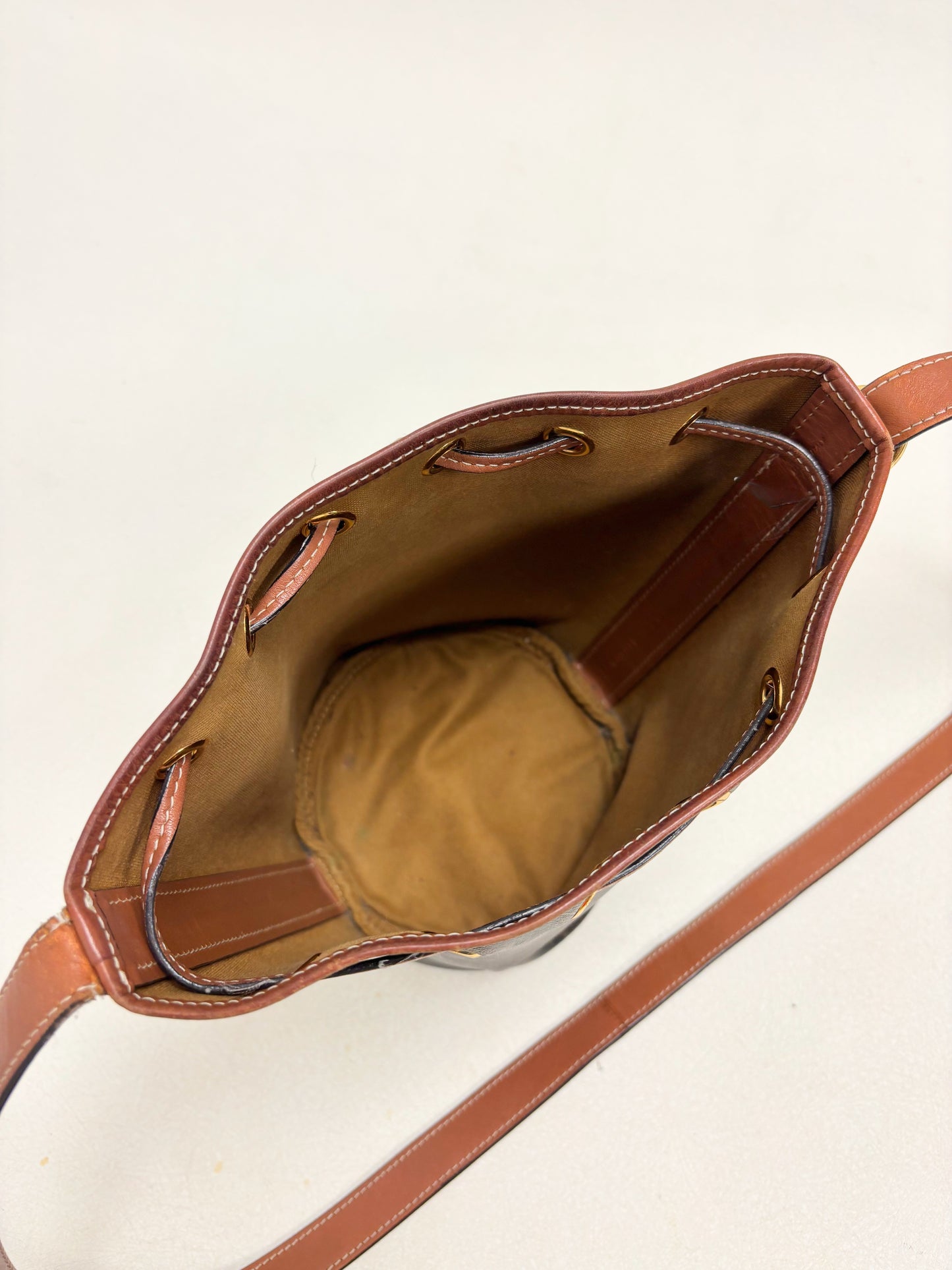 CÉLINE Bucket Bag