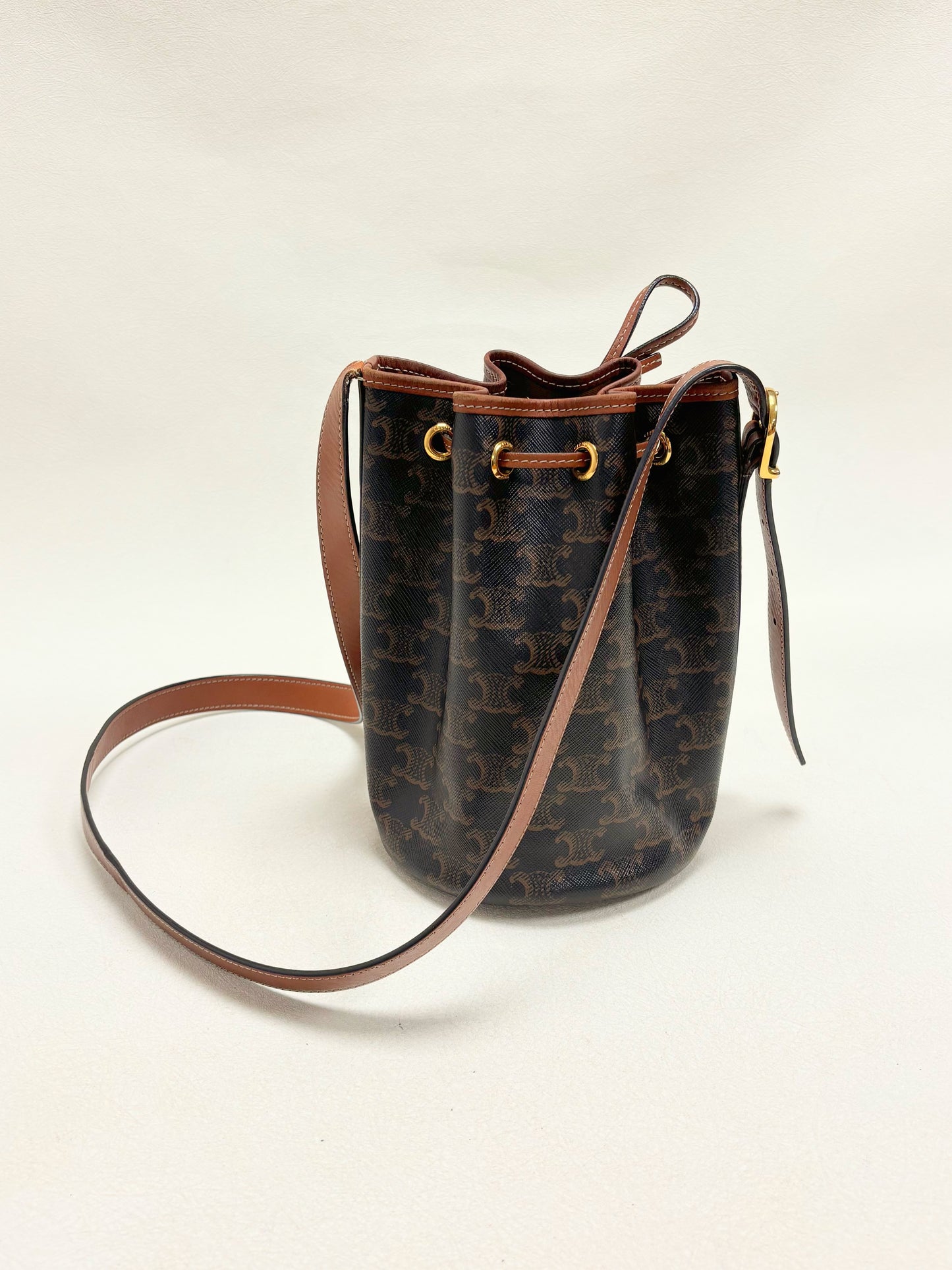CÉLINE Bucket Bag