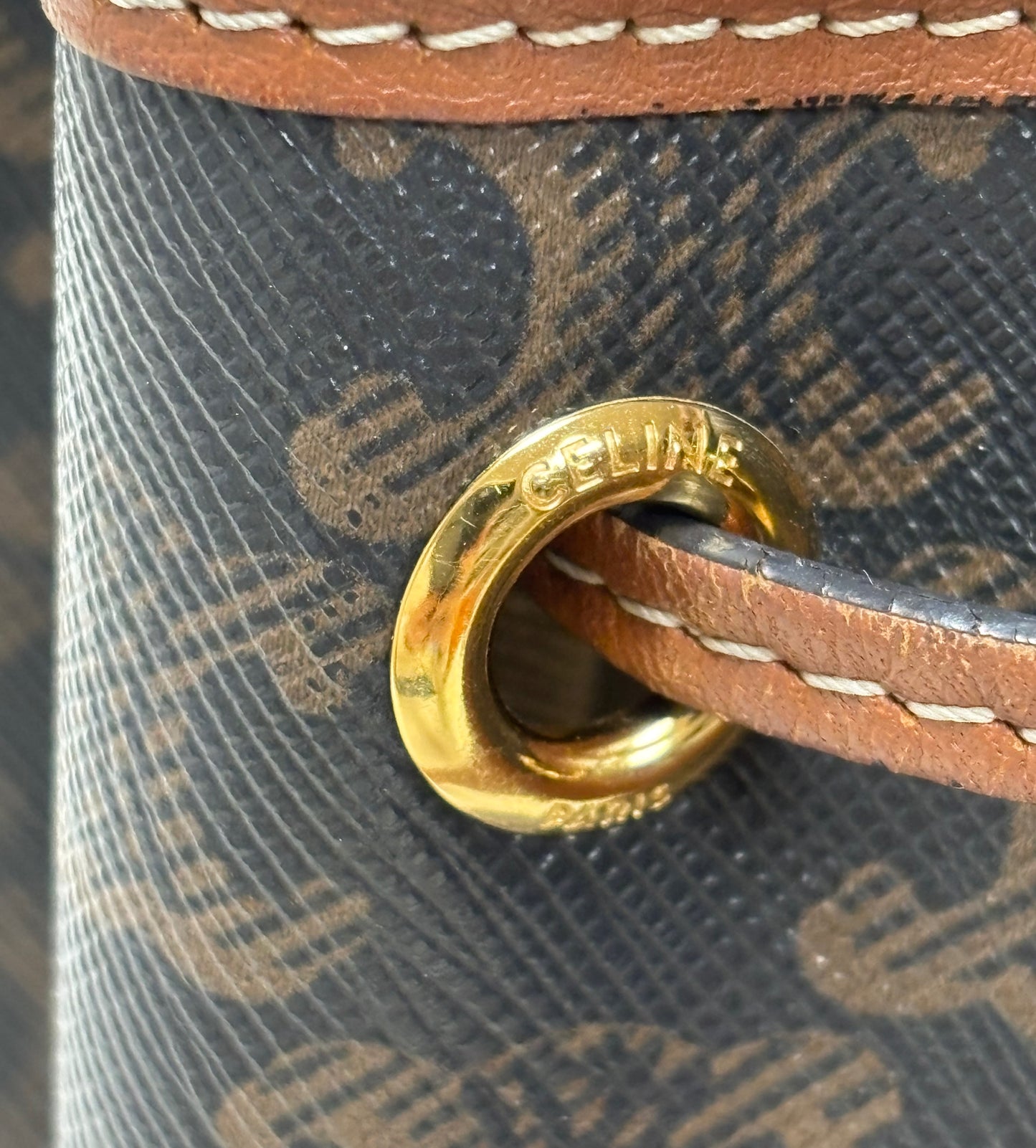 CÉLINE Bucket Bag
