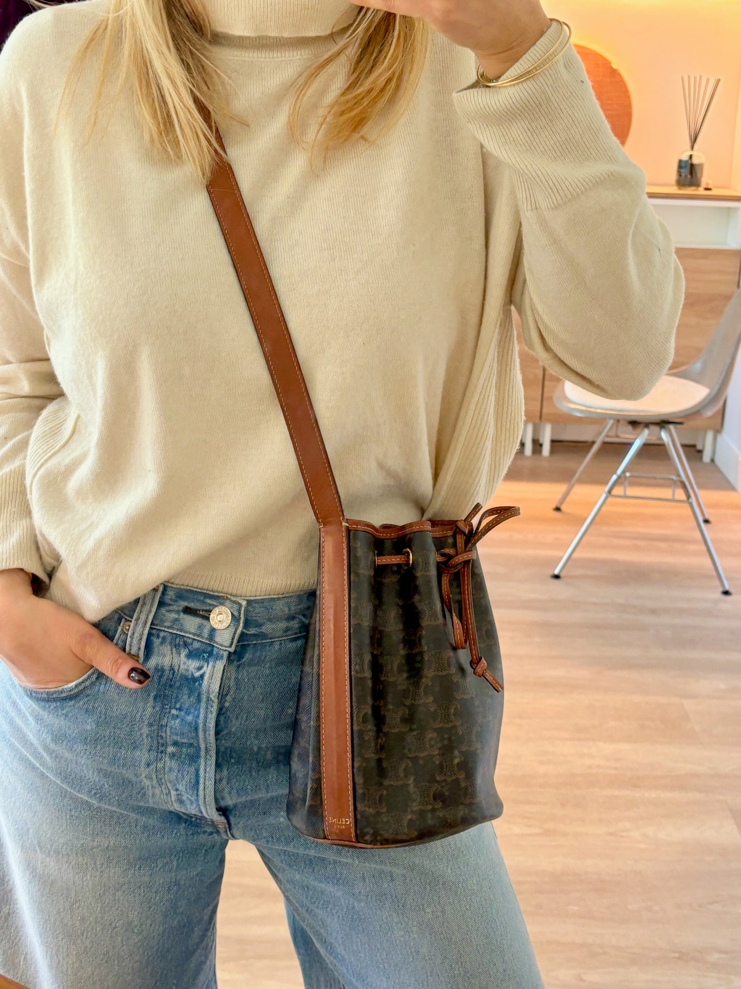 CÉLINE Bucket Bag