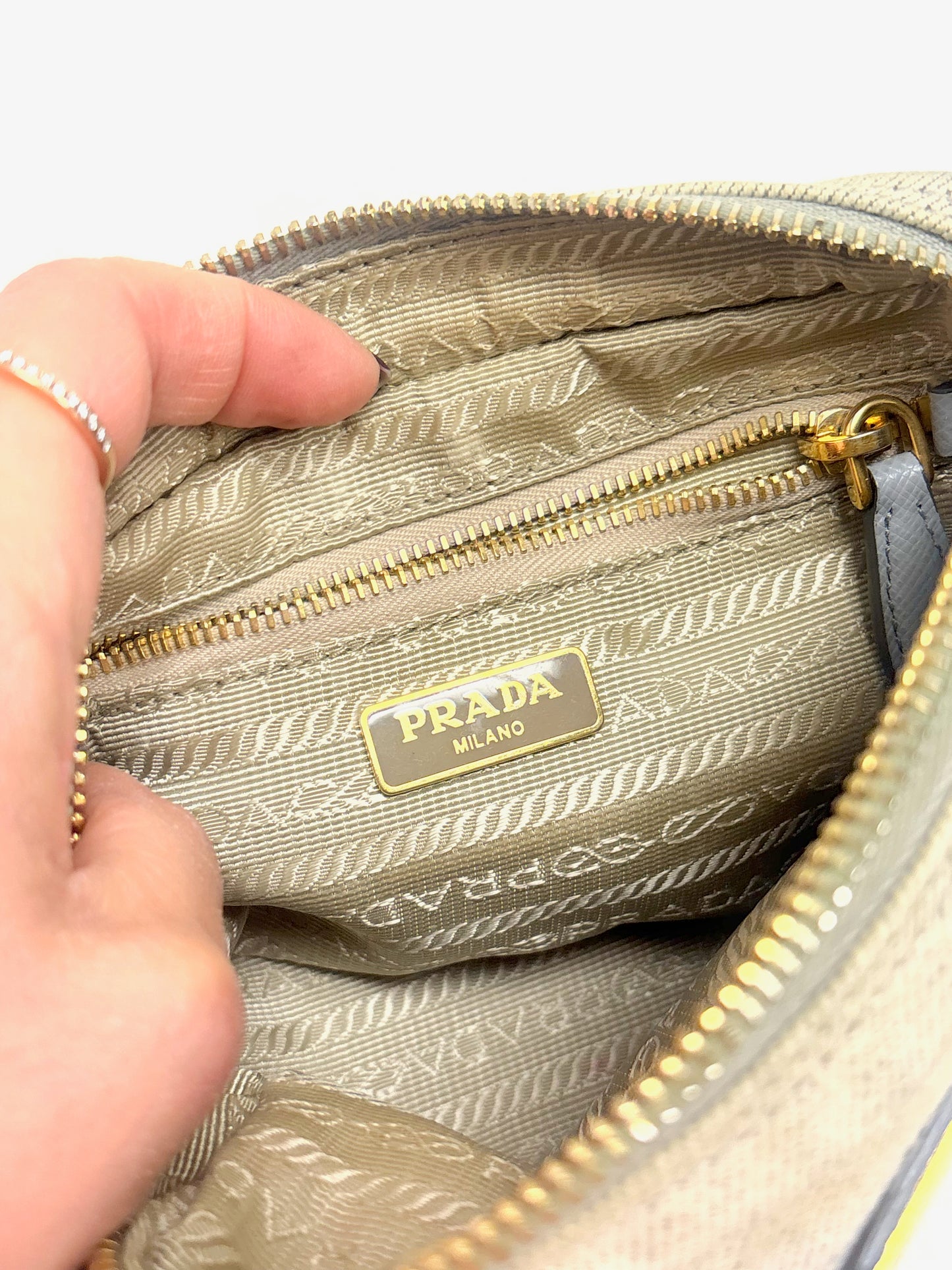 PRADA Pochette en Denim