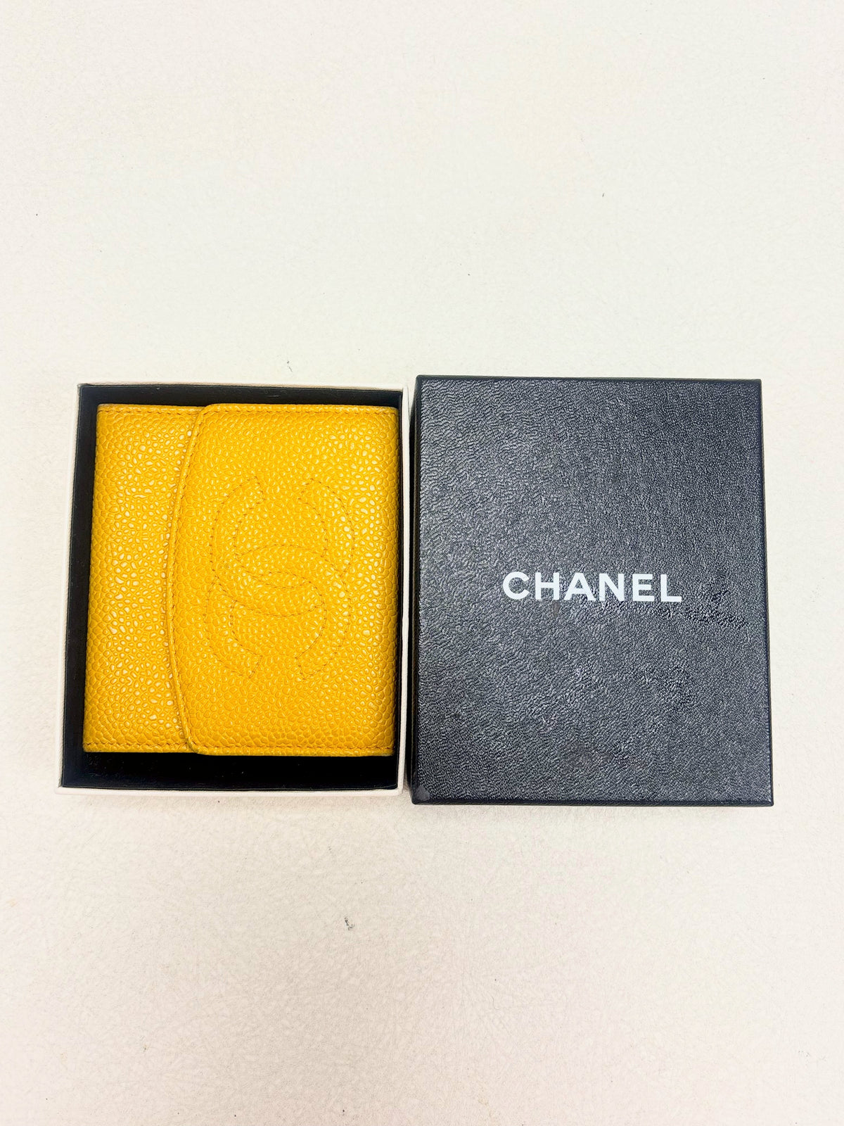 CHANEL Porte-Monnaie Cuir Caviar