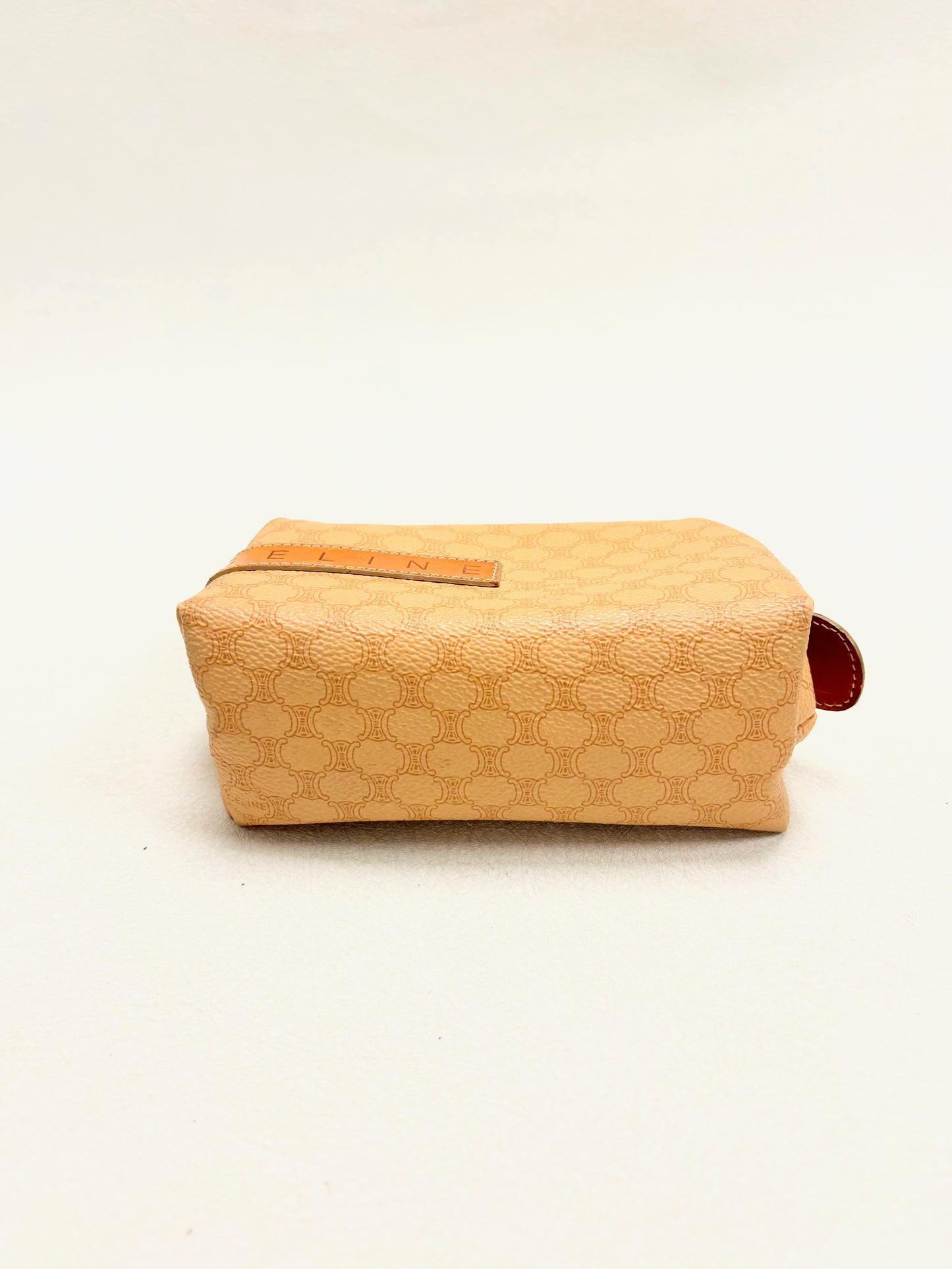 CÉLINE Pochette Triomphe