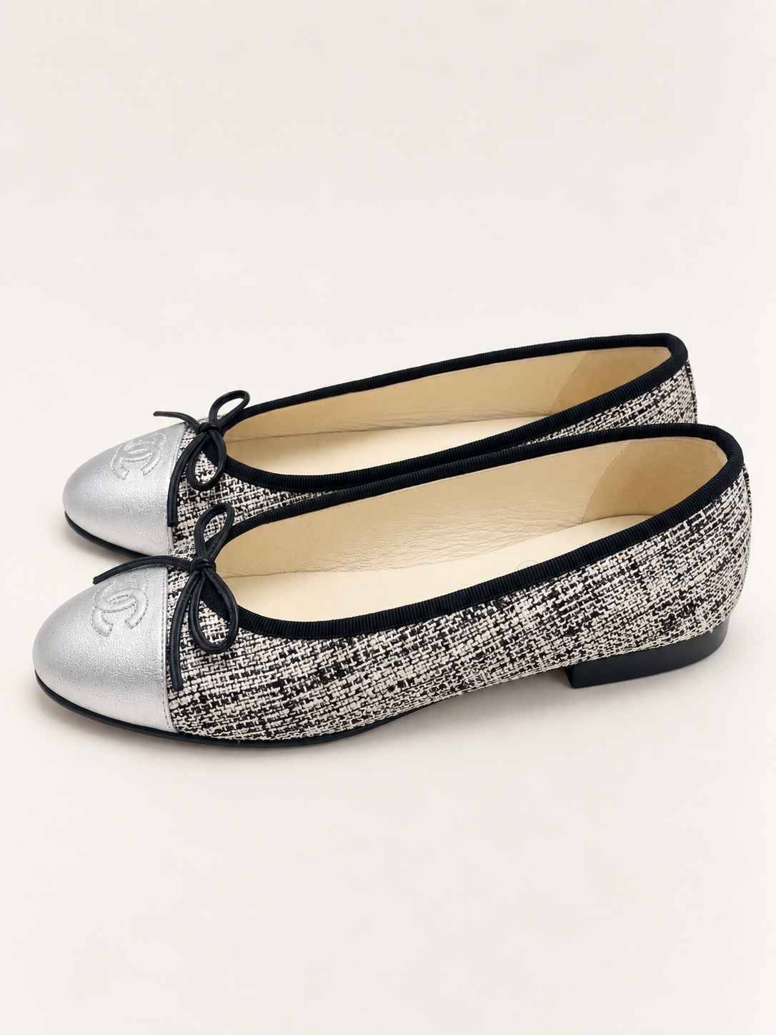 CHANEL Ballerines tweed