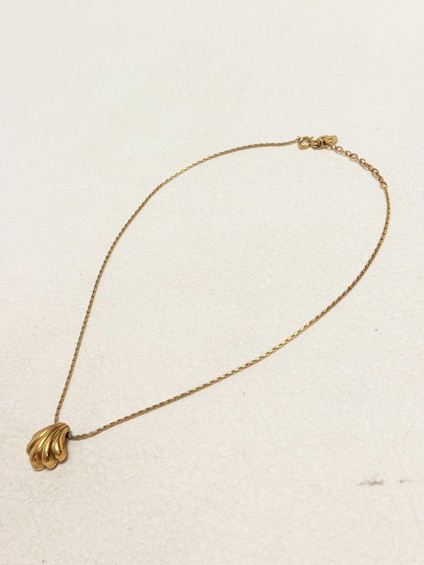 DIOR Collier Coquillage