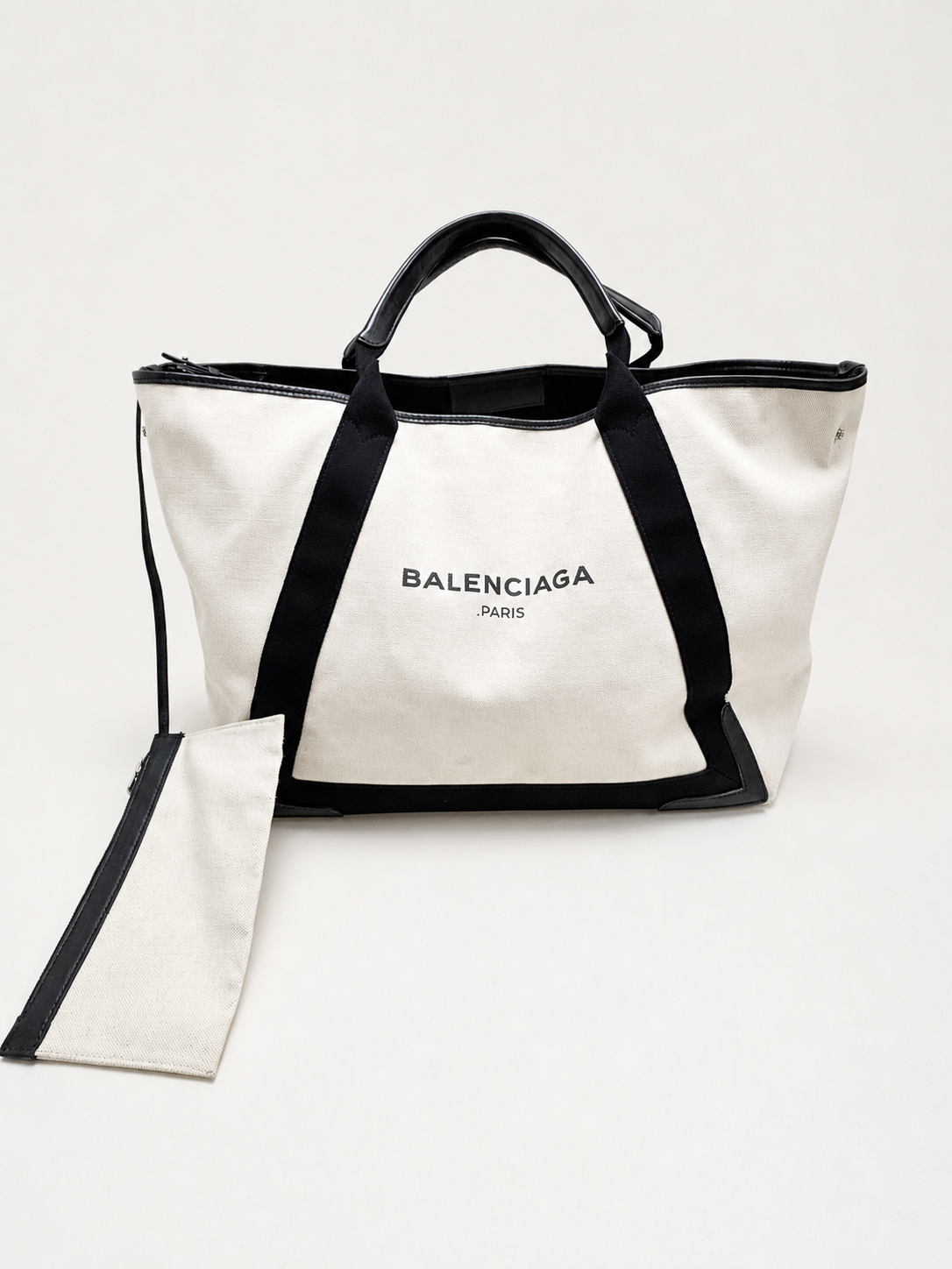 BALENCIAGA Sac Navy M