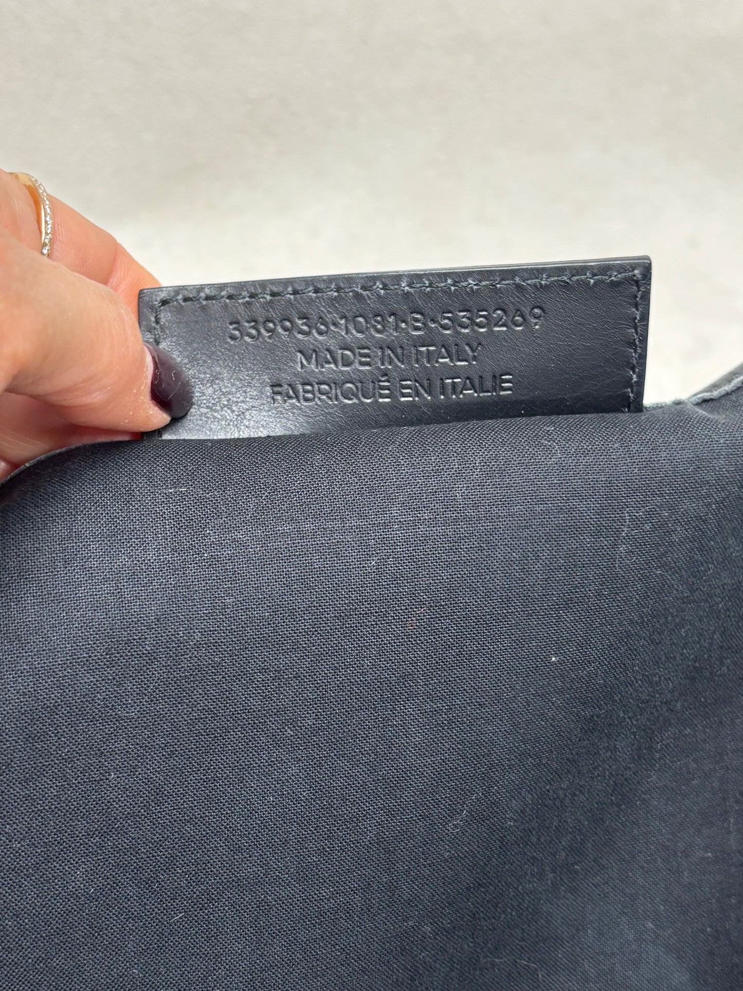 BALENCIAGA Sac Navy M