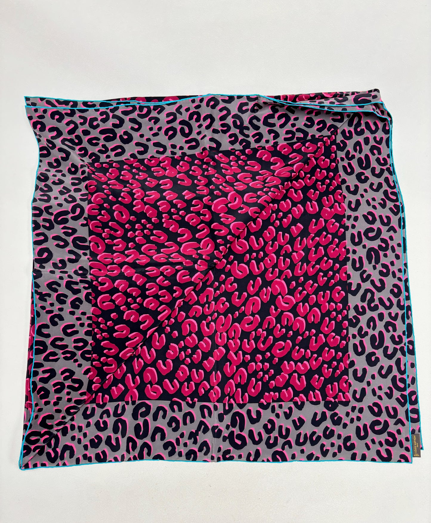LOUIS VUITTON x Stephen Sprouse Maxi Foulard