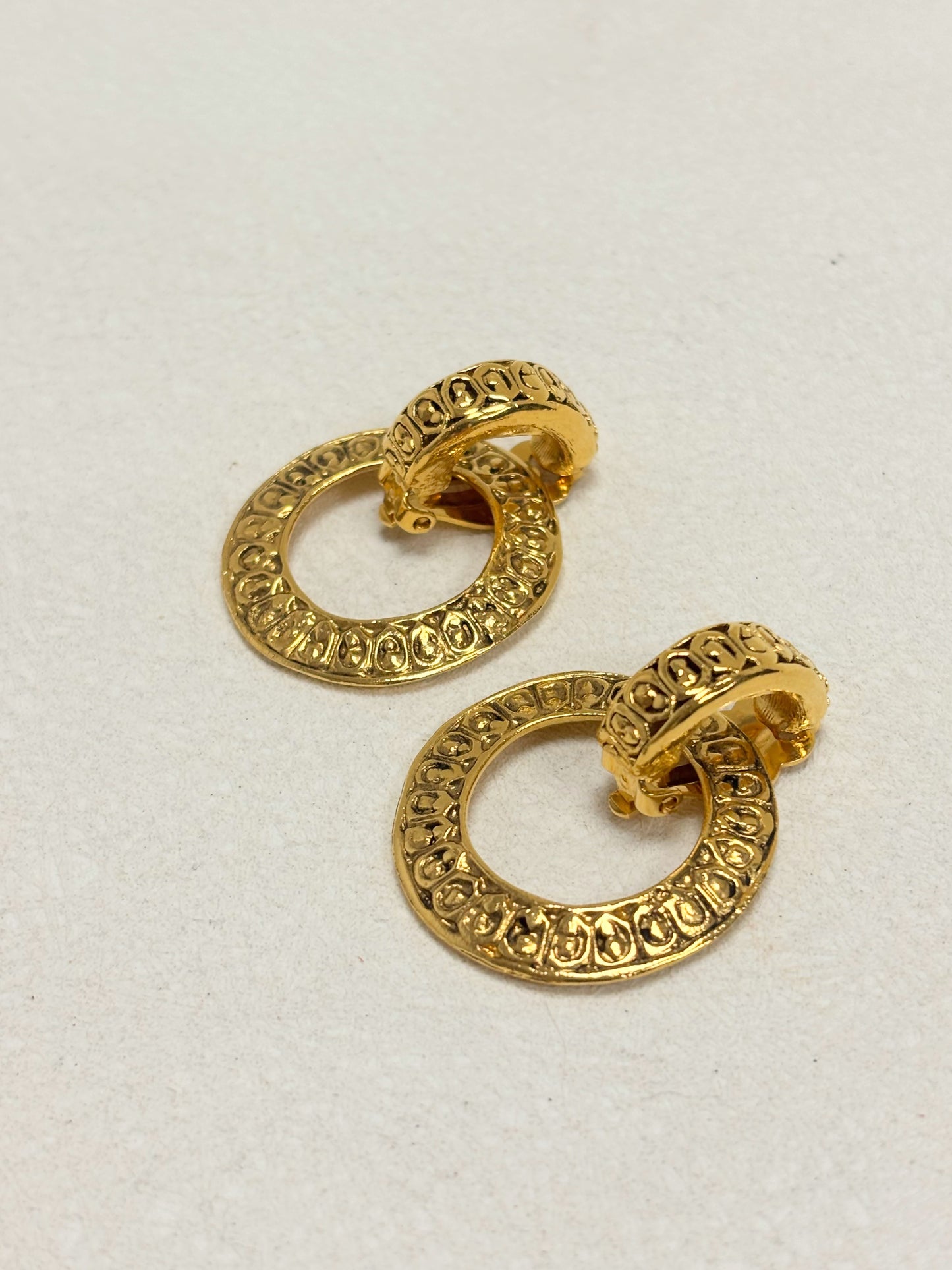 CHANEL Boucles d'oreilles Hoop