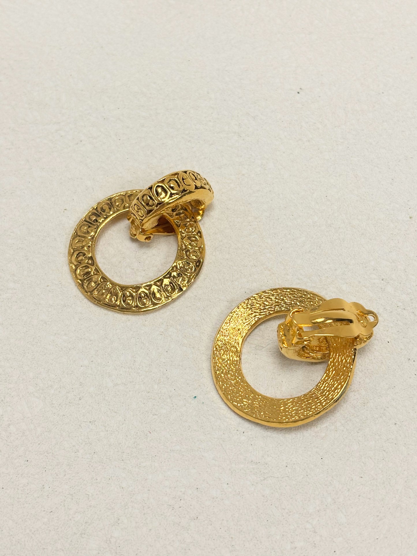CHANEL Boucles d'oreilles Hoop