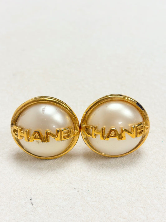 CHANEL Boucles d'oreilles
