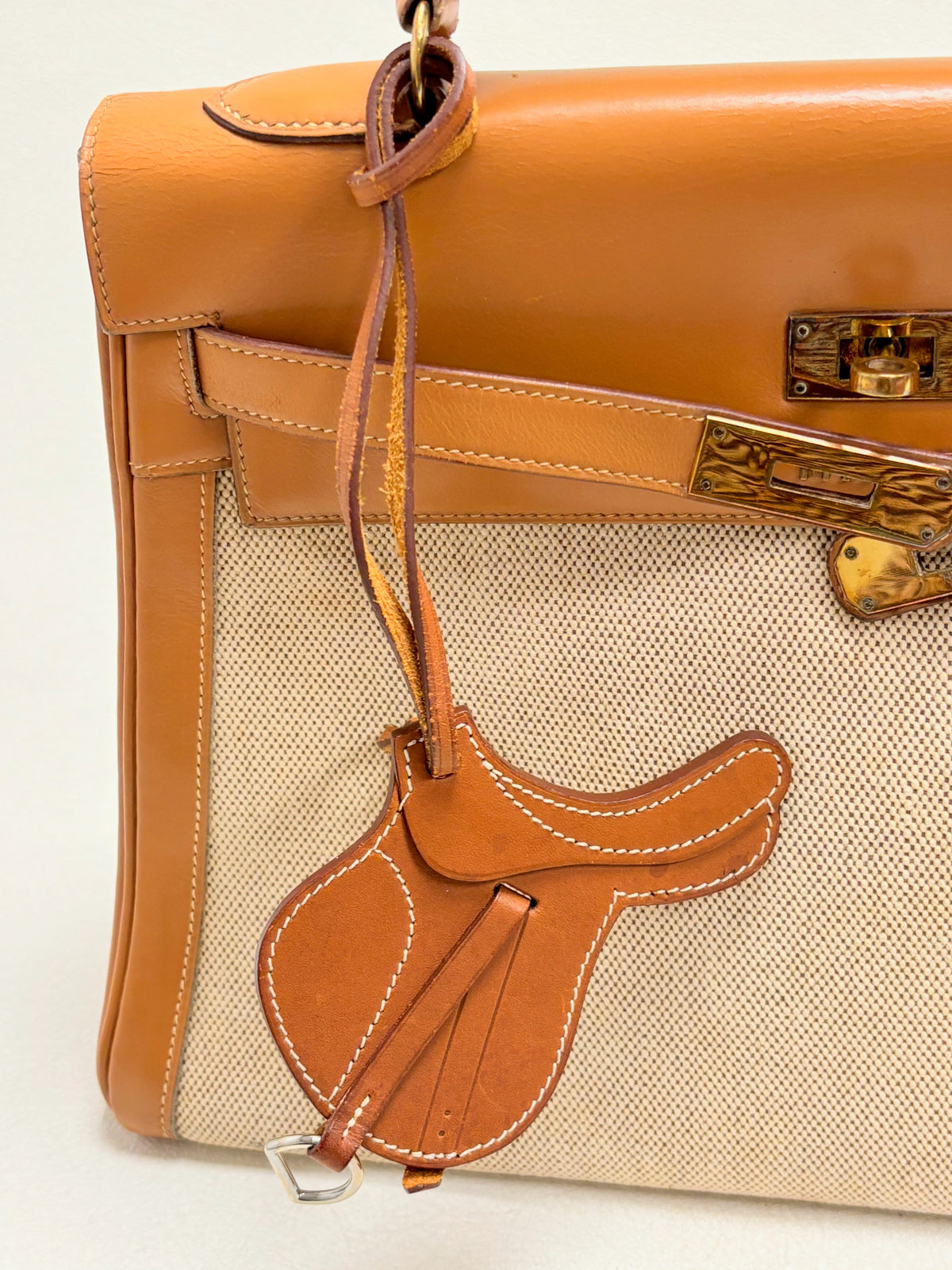 HERMÈS Charm Paddock Selle
