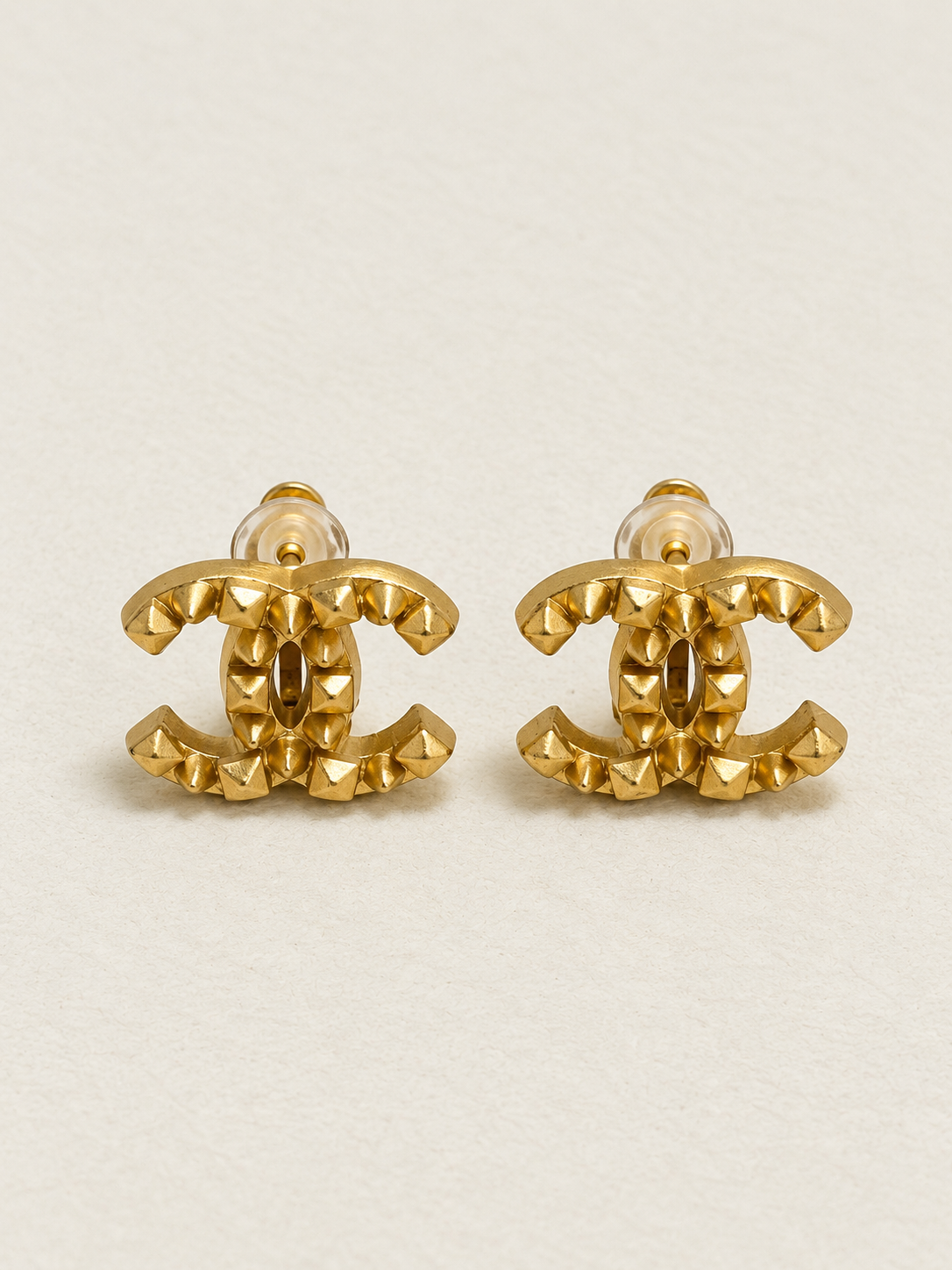 CHANEL Boucles d'oreilles Studs