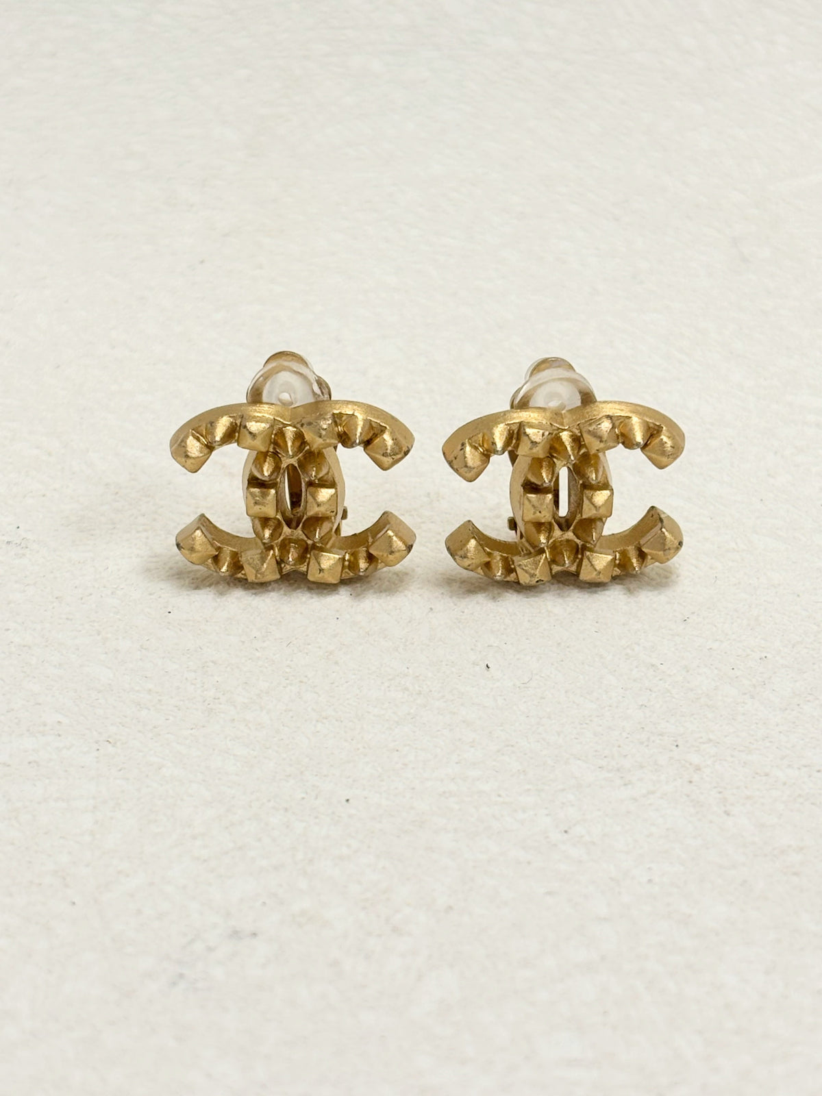 CHANEL Boucles d'oreilles Studs