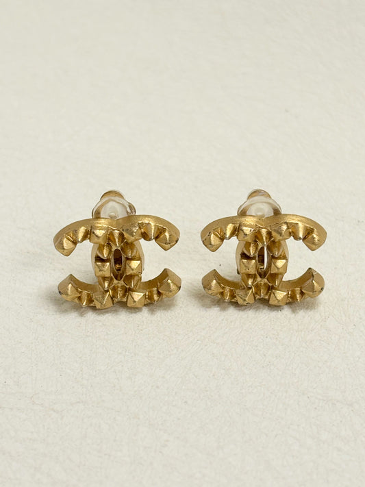 CHANEL Boucles d'oreilles Studs