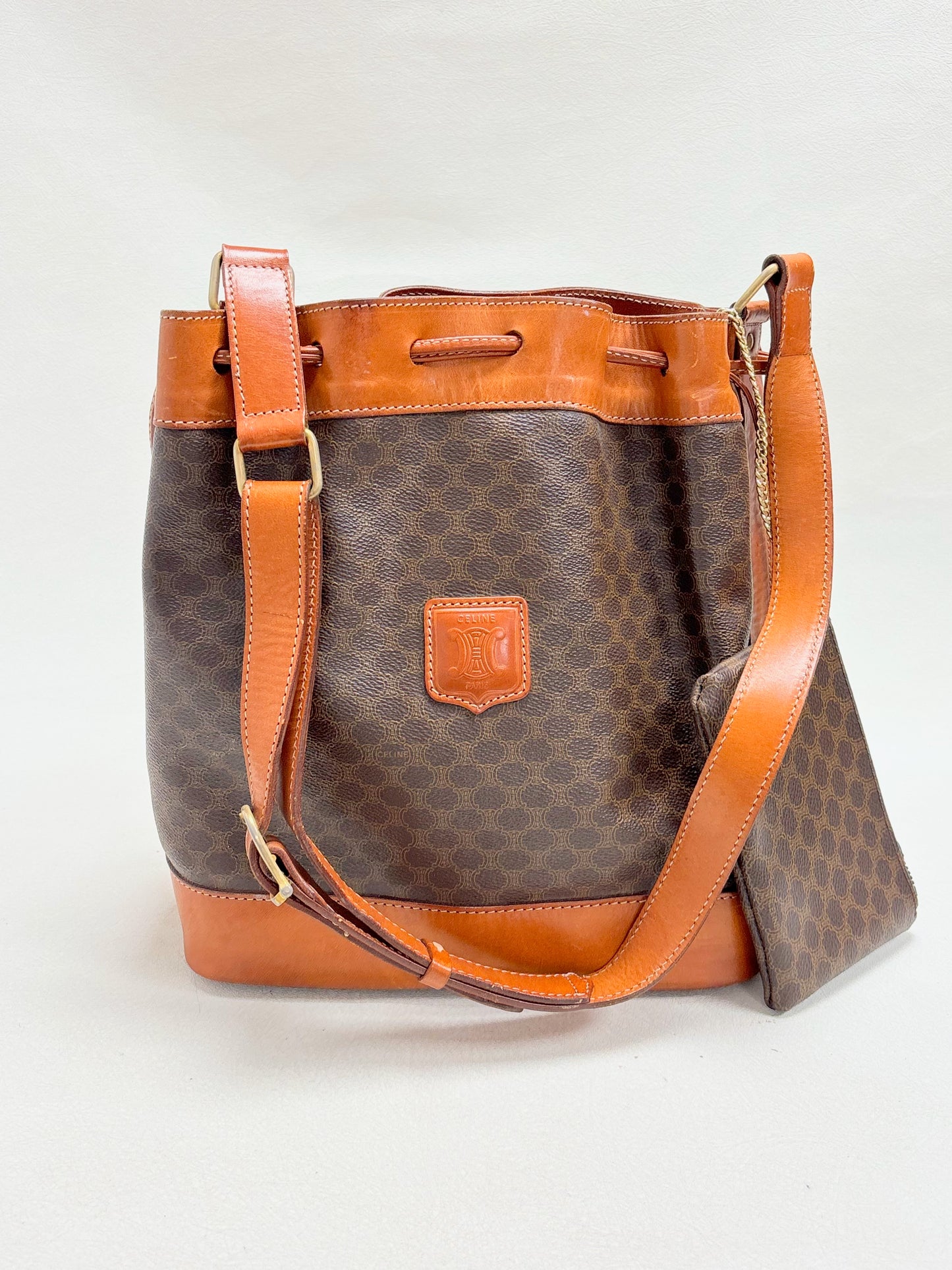 Borsa a secchiello Triumph di CÉLINE