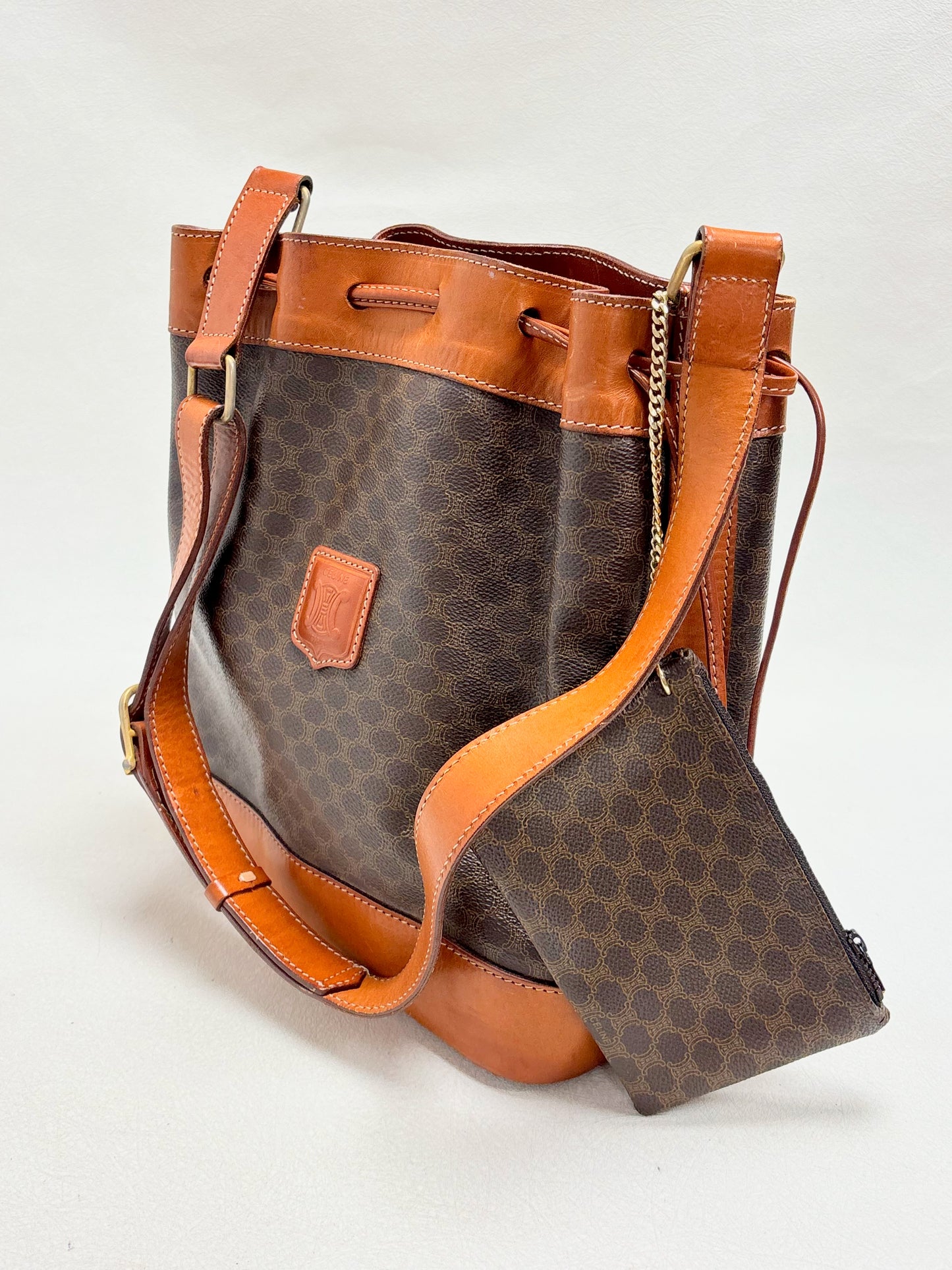 Borsa a secchiello Triumph di CÉLINE