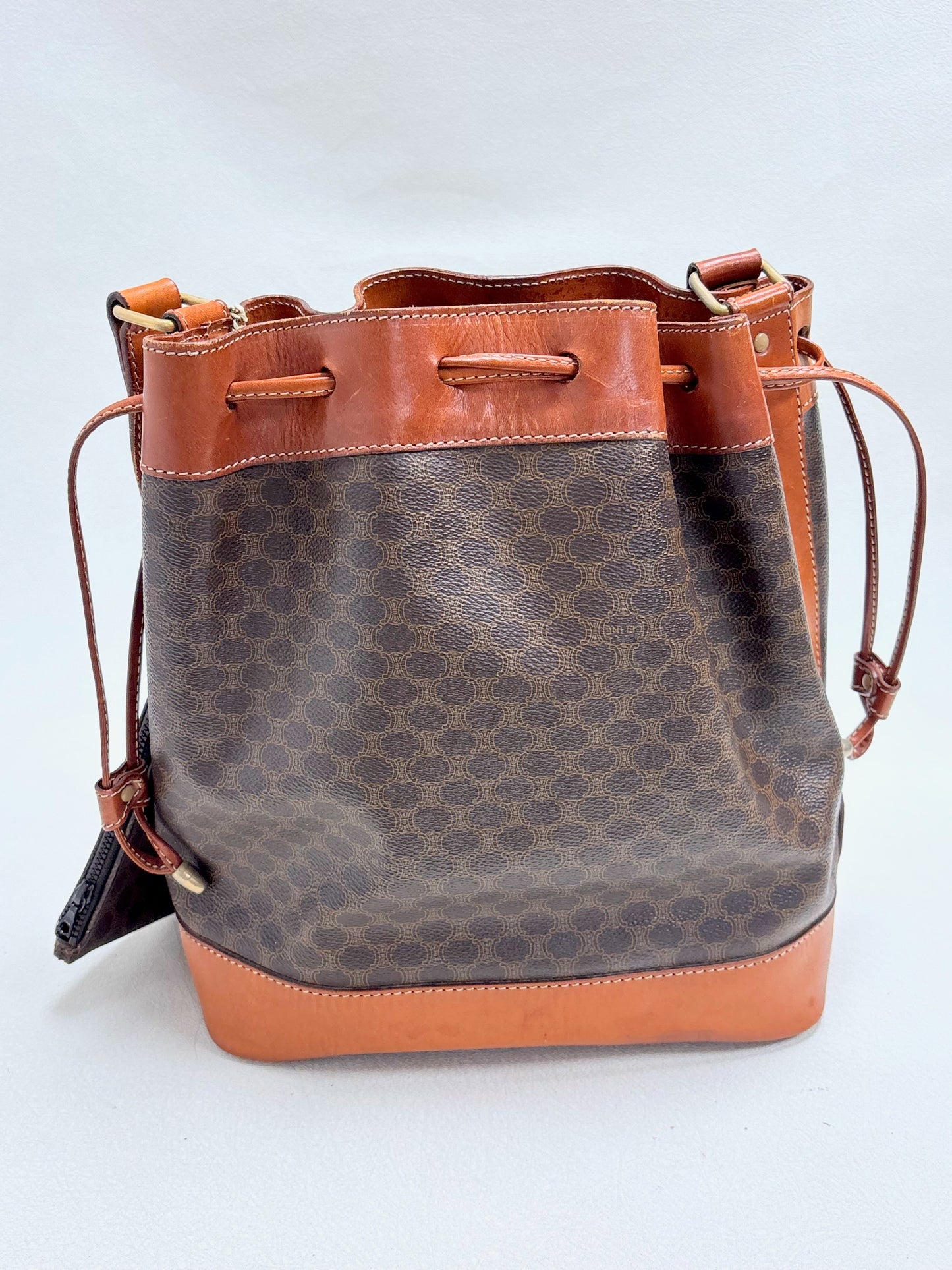 Borsa a secchiello Triumph di CÉLINE