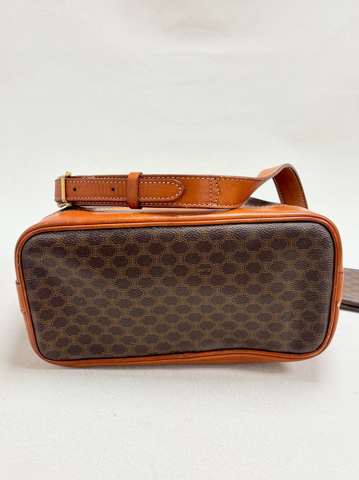 Borsa a secchiello Triumph di CÉLINE