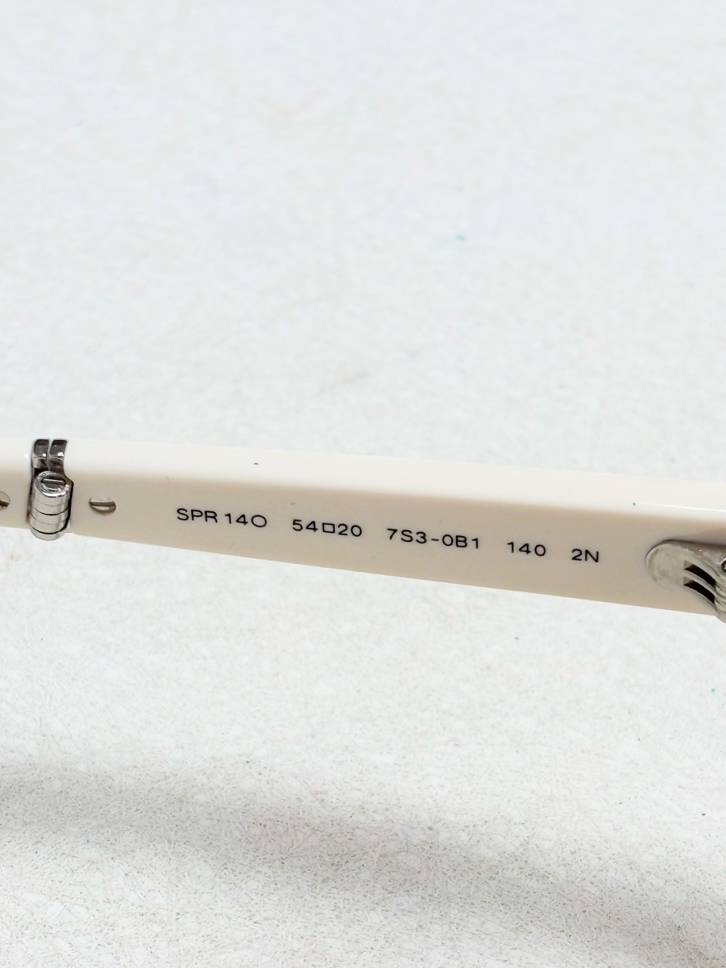 PRADA Lunettes de soleil