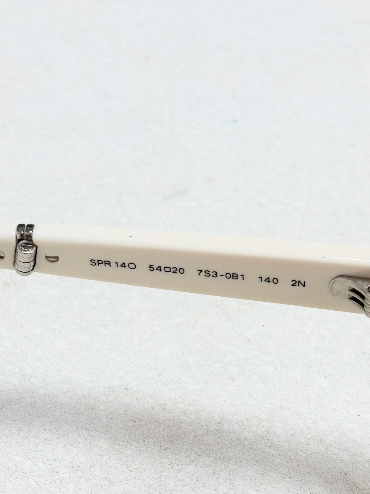 PRADA Lunettes de soleil