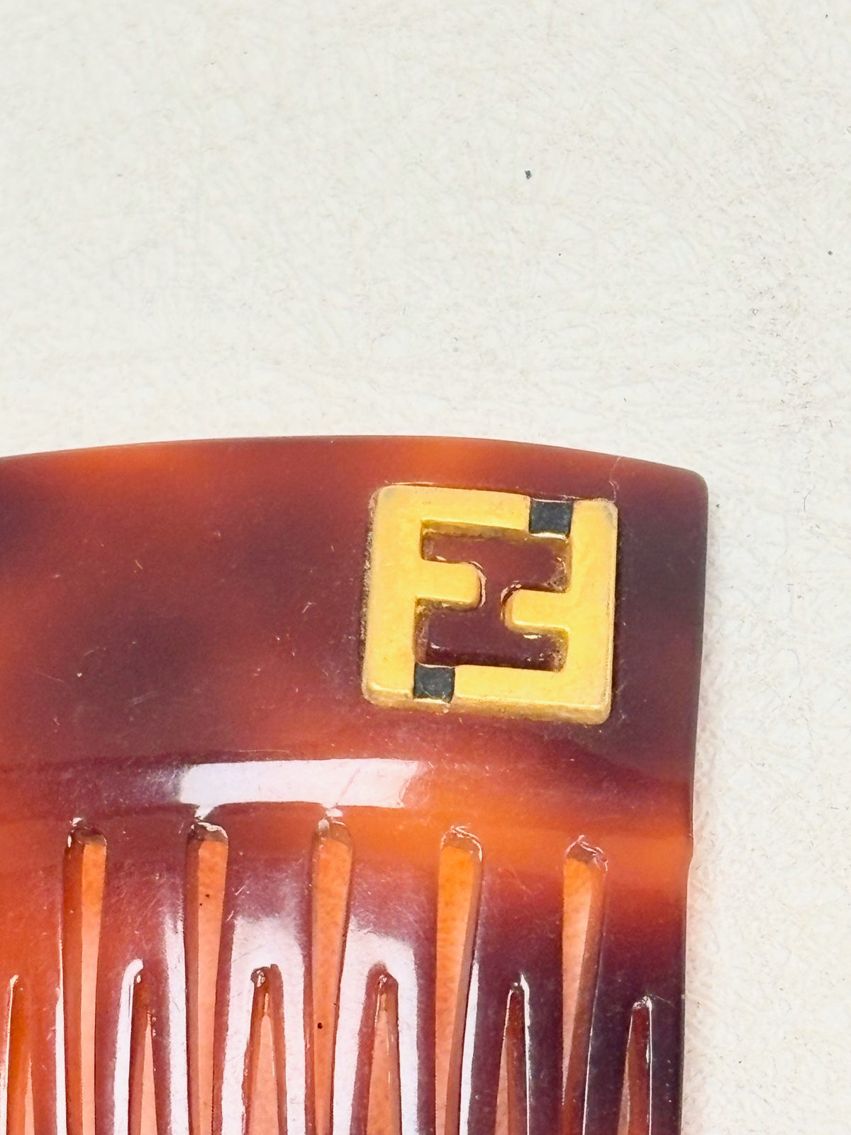 FENDI Peignes