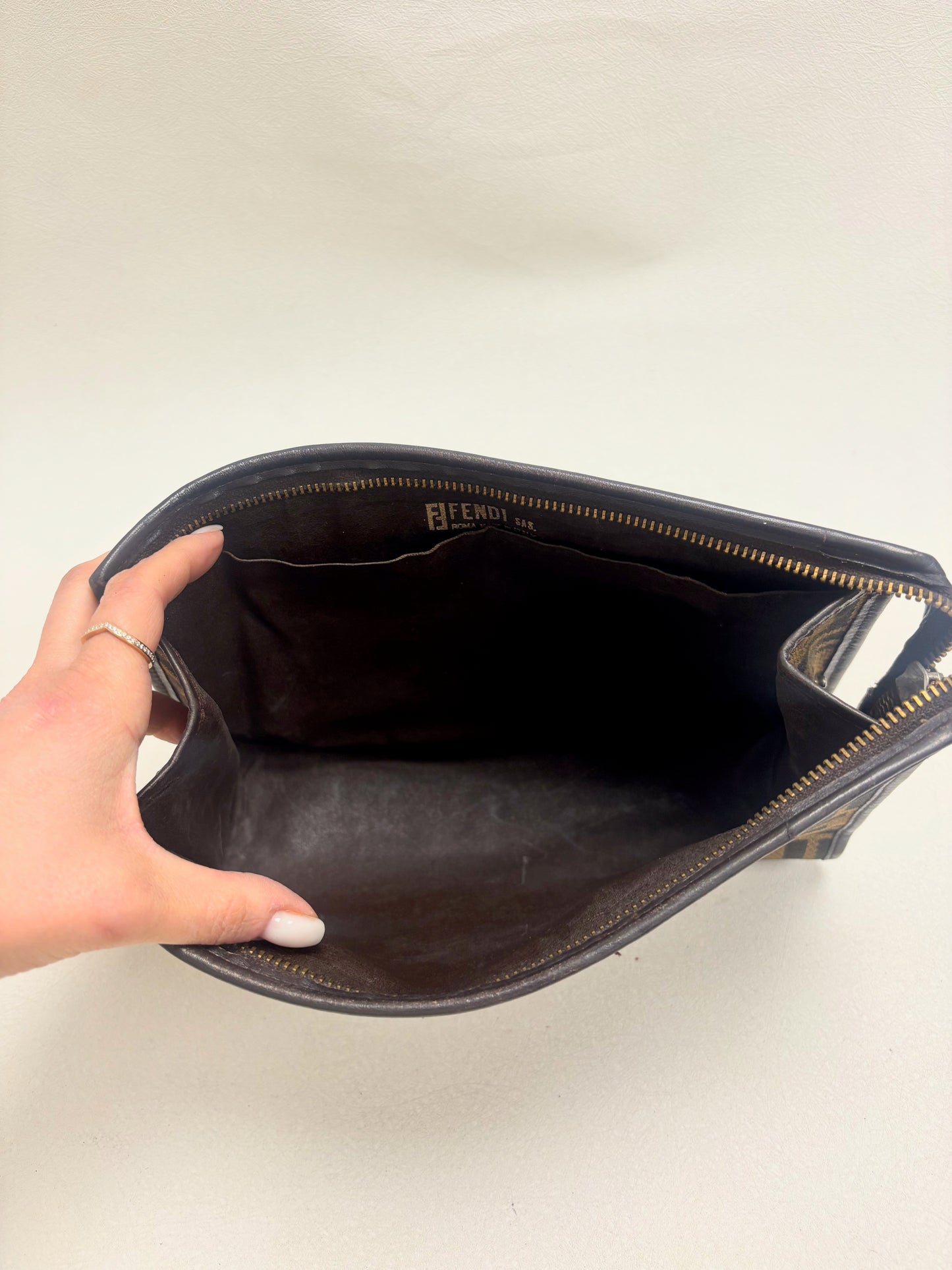 FENDI Pochette Zucca