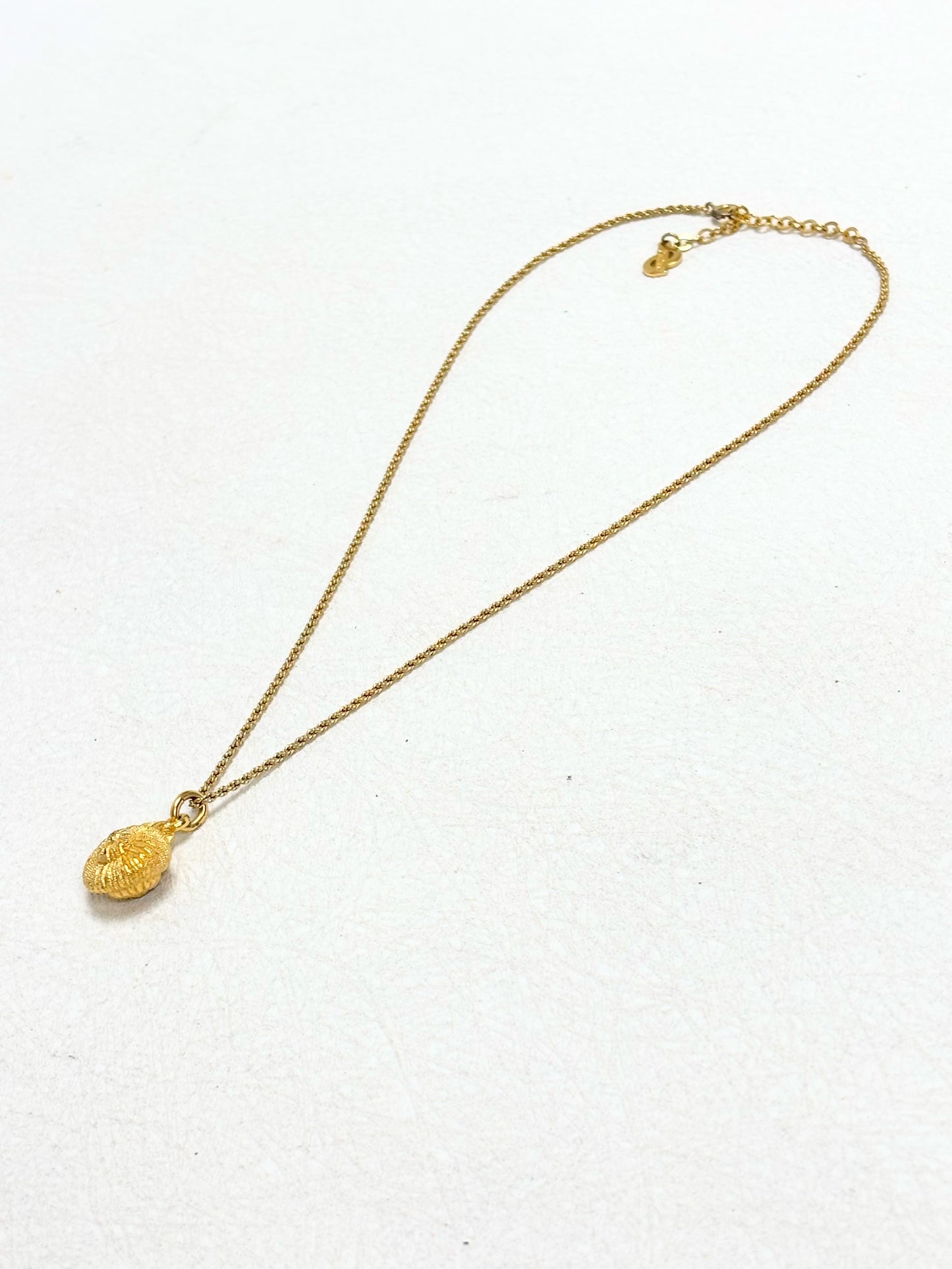 DIOR Collier Coquillage
