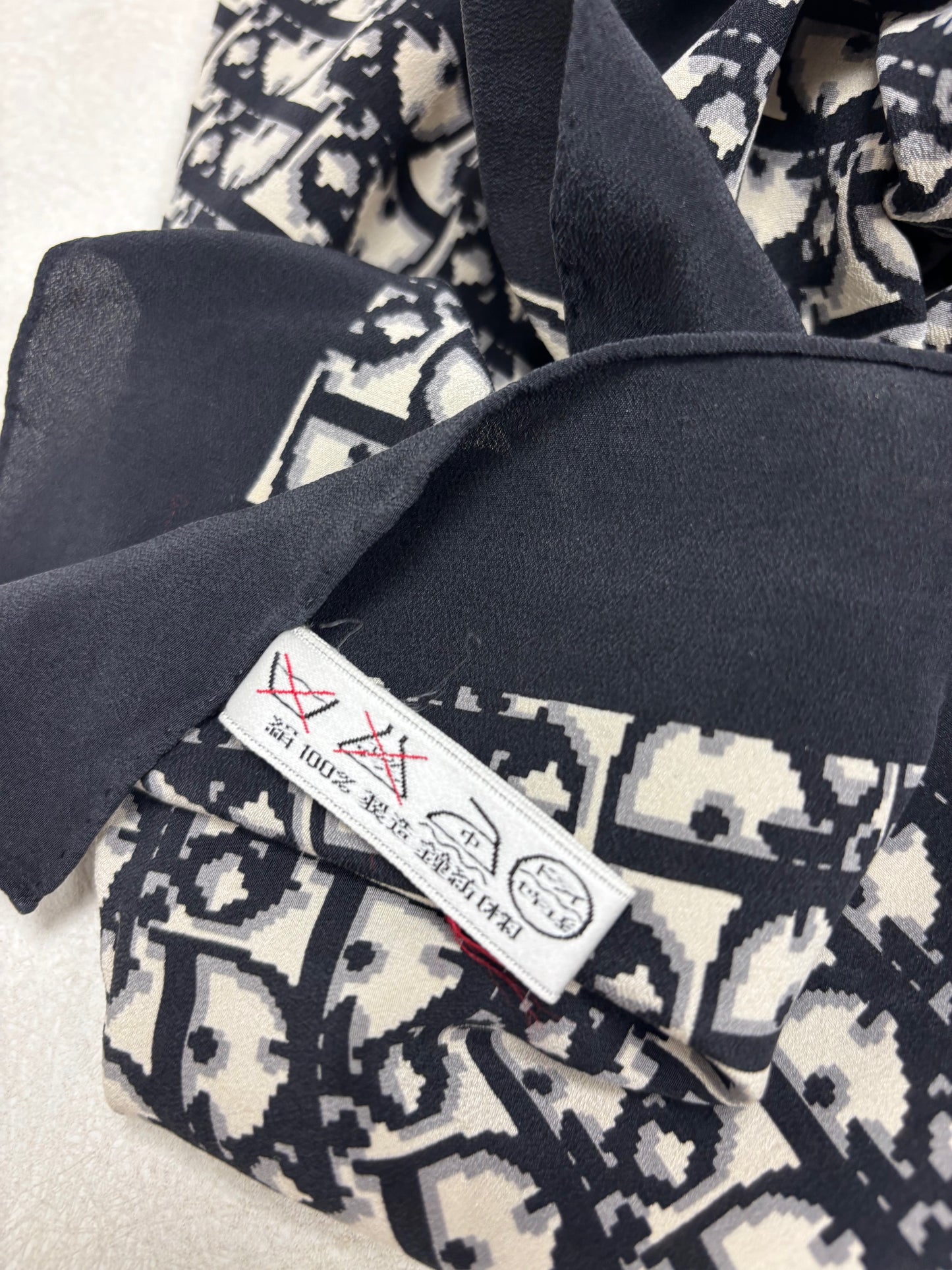 DIOR Carré Oblique en soie