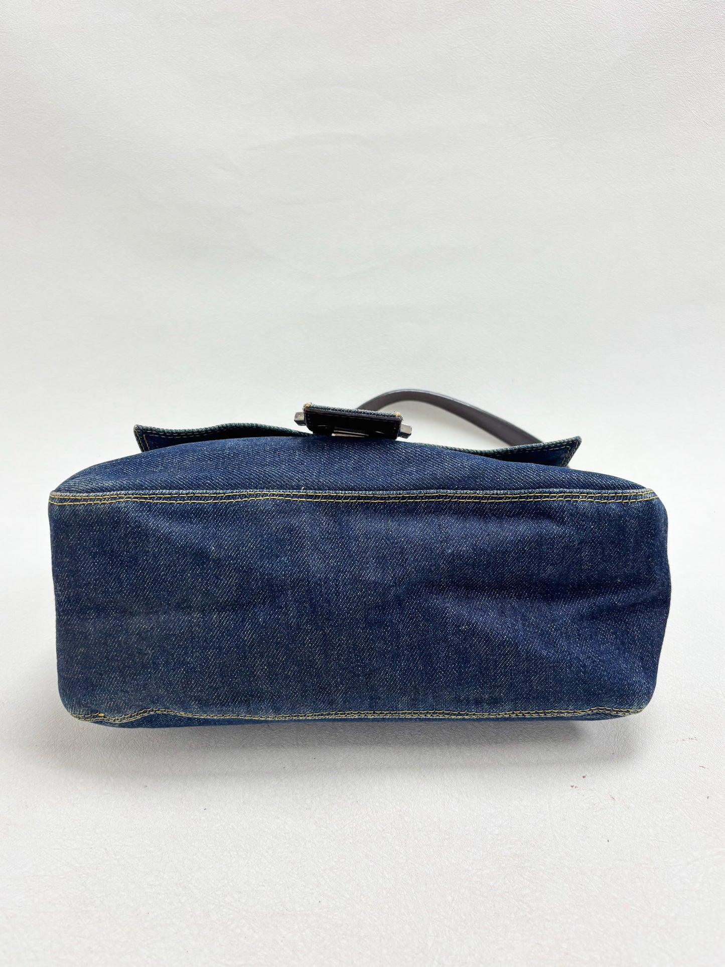 FENDI Sac Mamma Baguette Denim