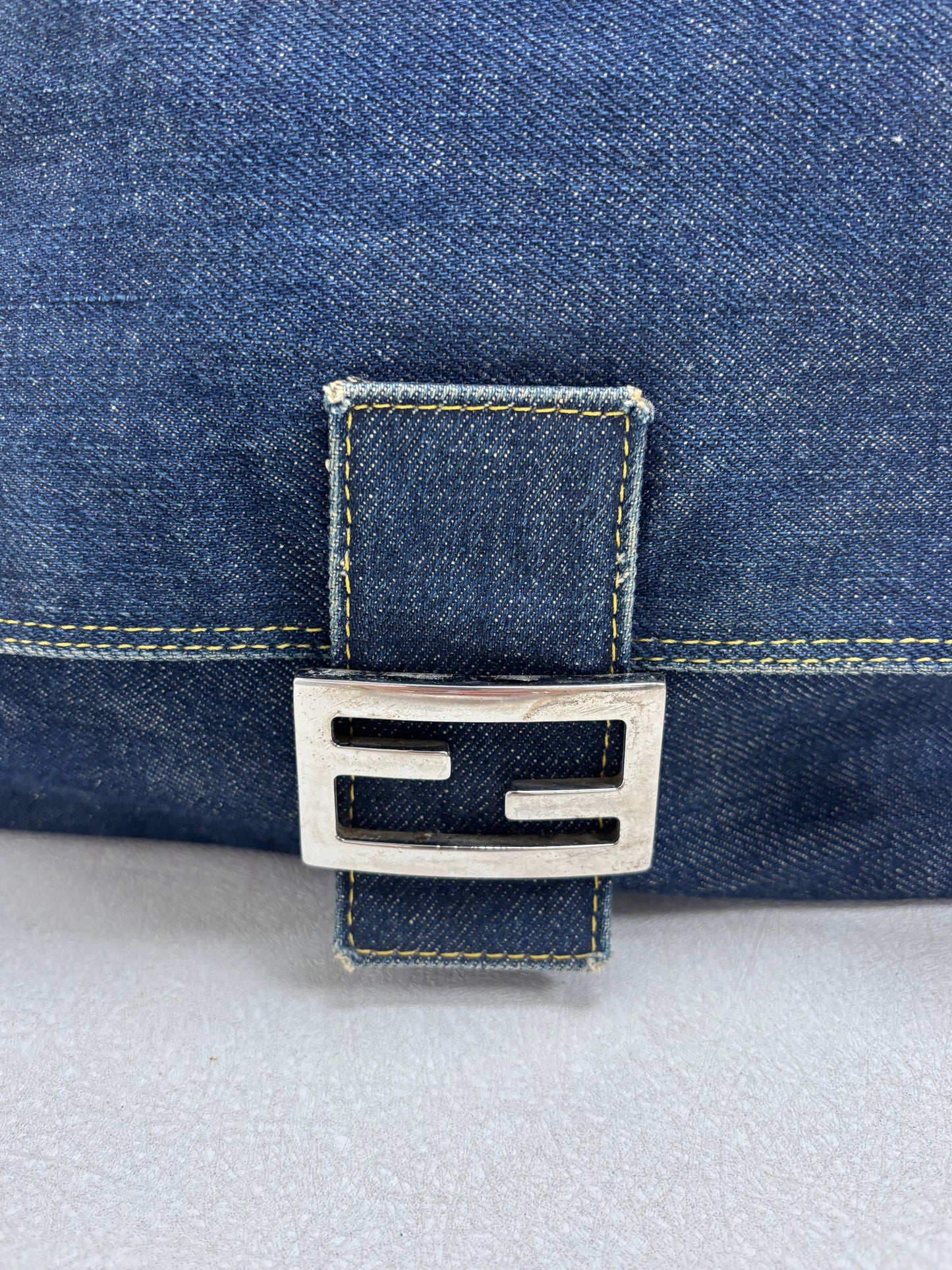 FENDI Sac Mamma Baguette Denim
