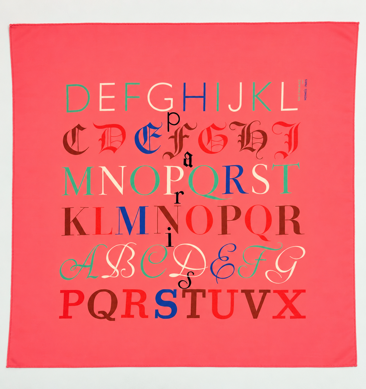 HERMÈS Foulard carré