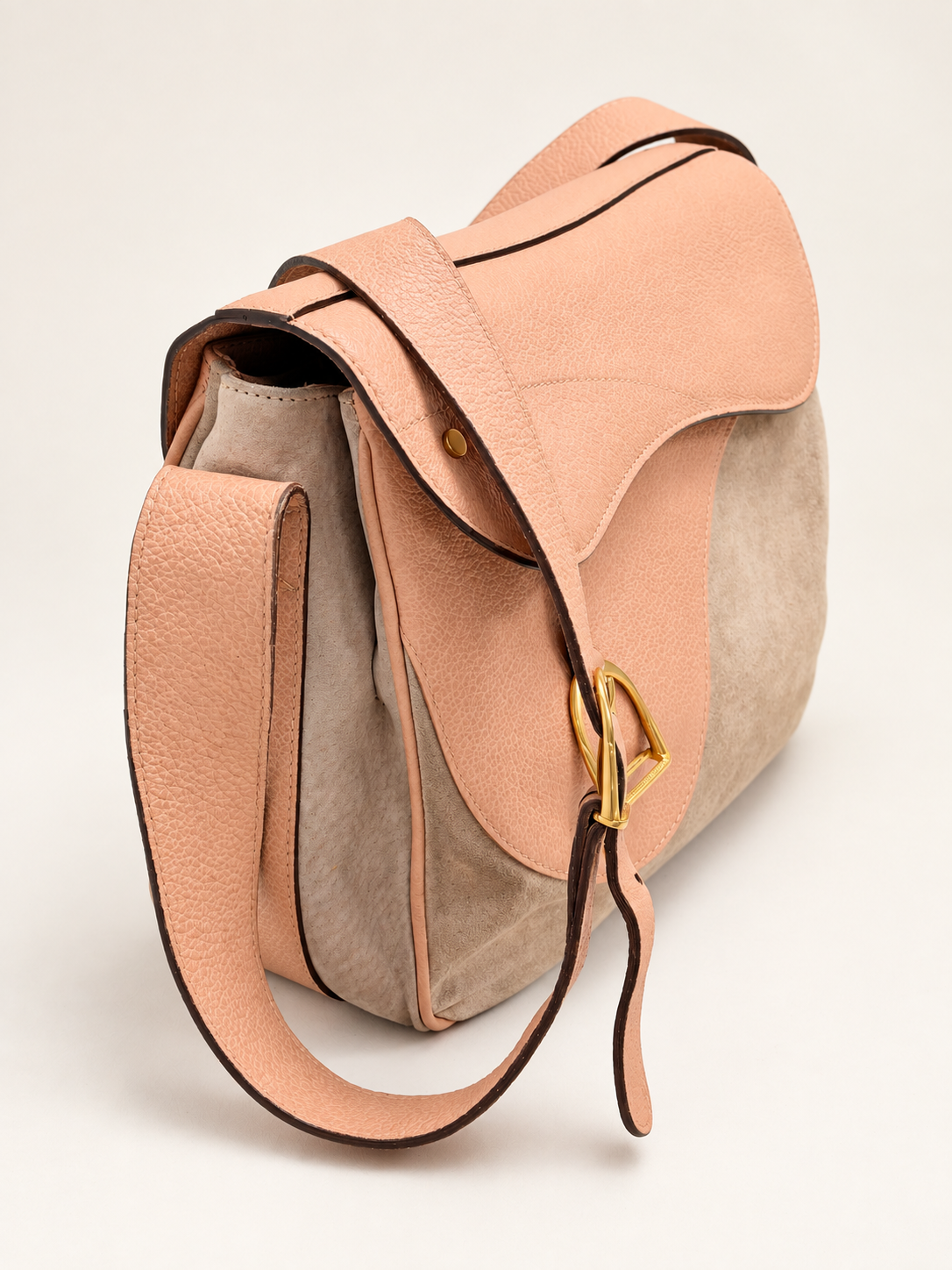 GUCCI Sac Saddle GM