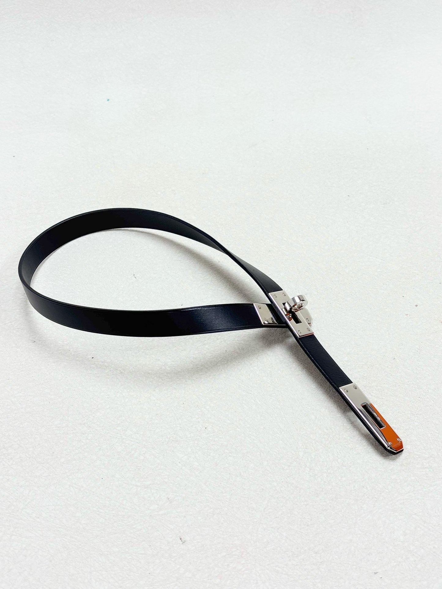 HERMÈS Collier Kelly