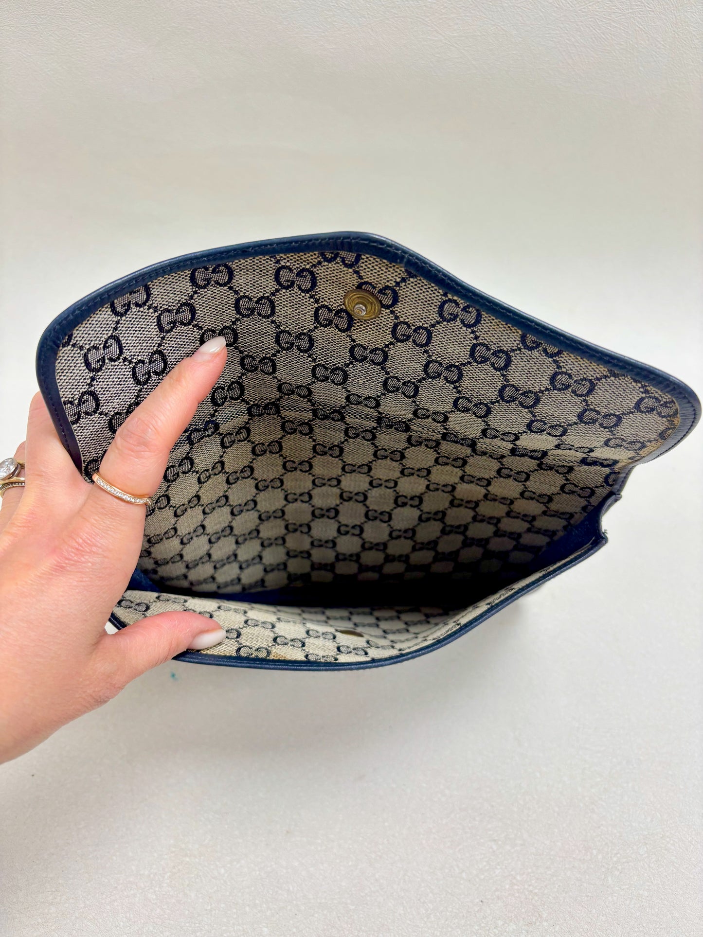 GUCCI Pochette en Cuir