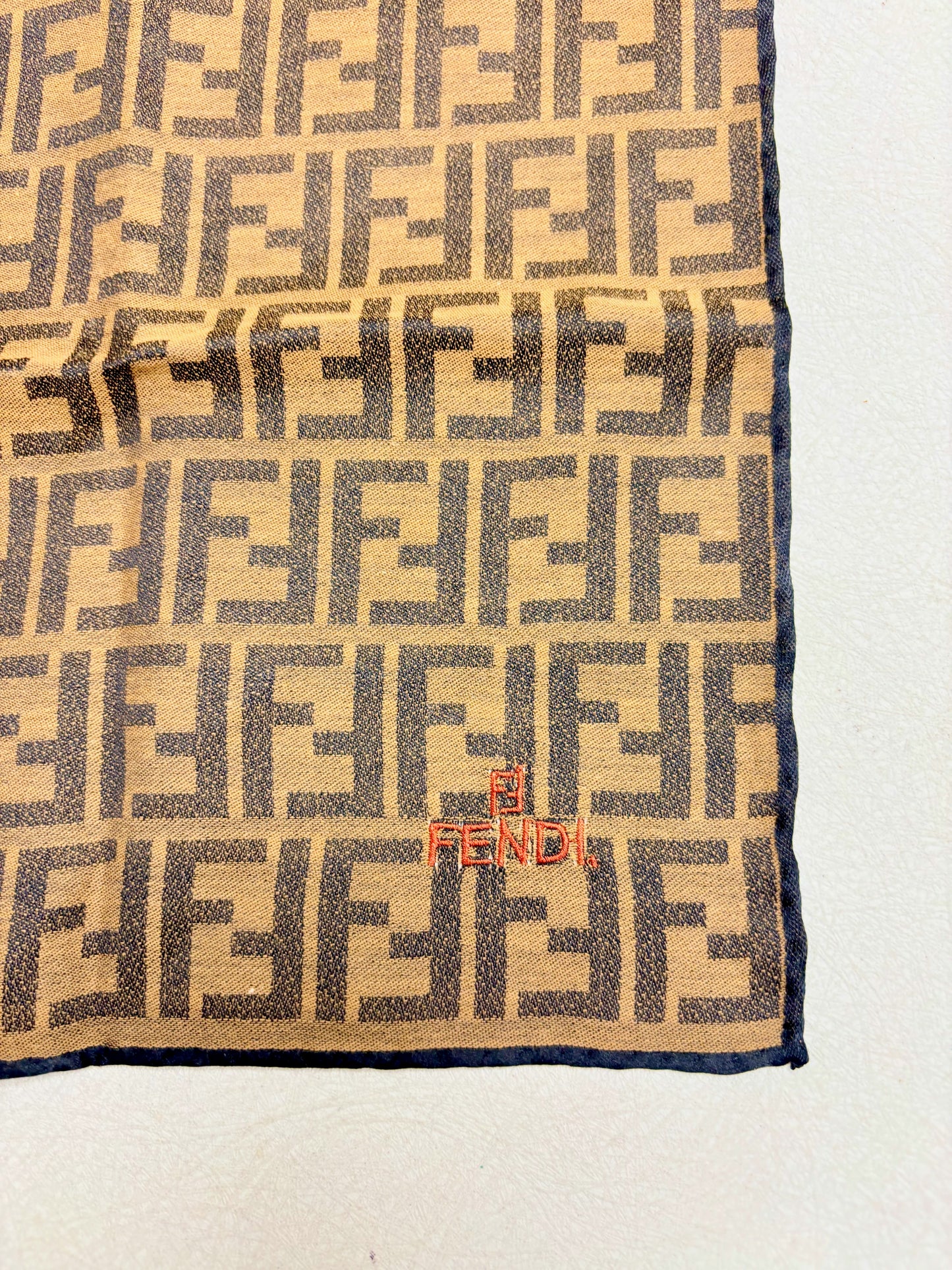 FENDI Carré Zucca
