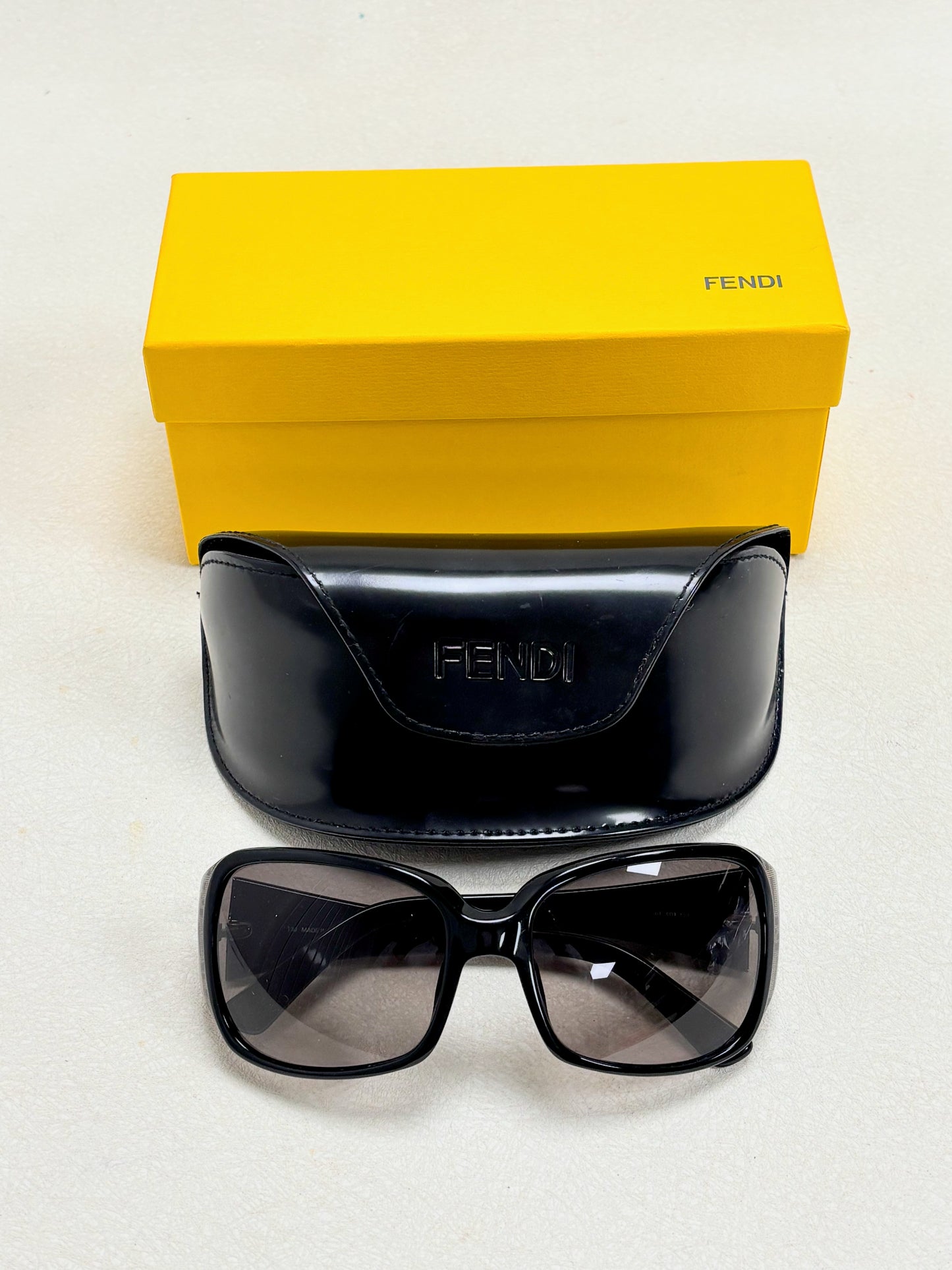 FENDI Lunettes de soleil Zucca